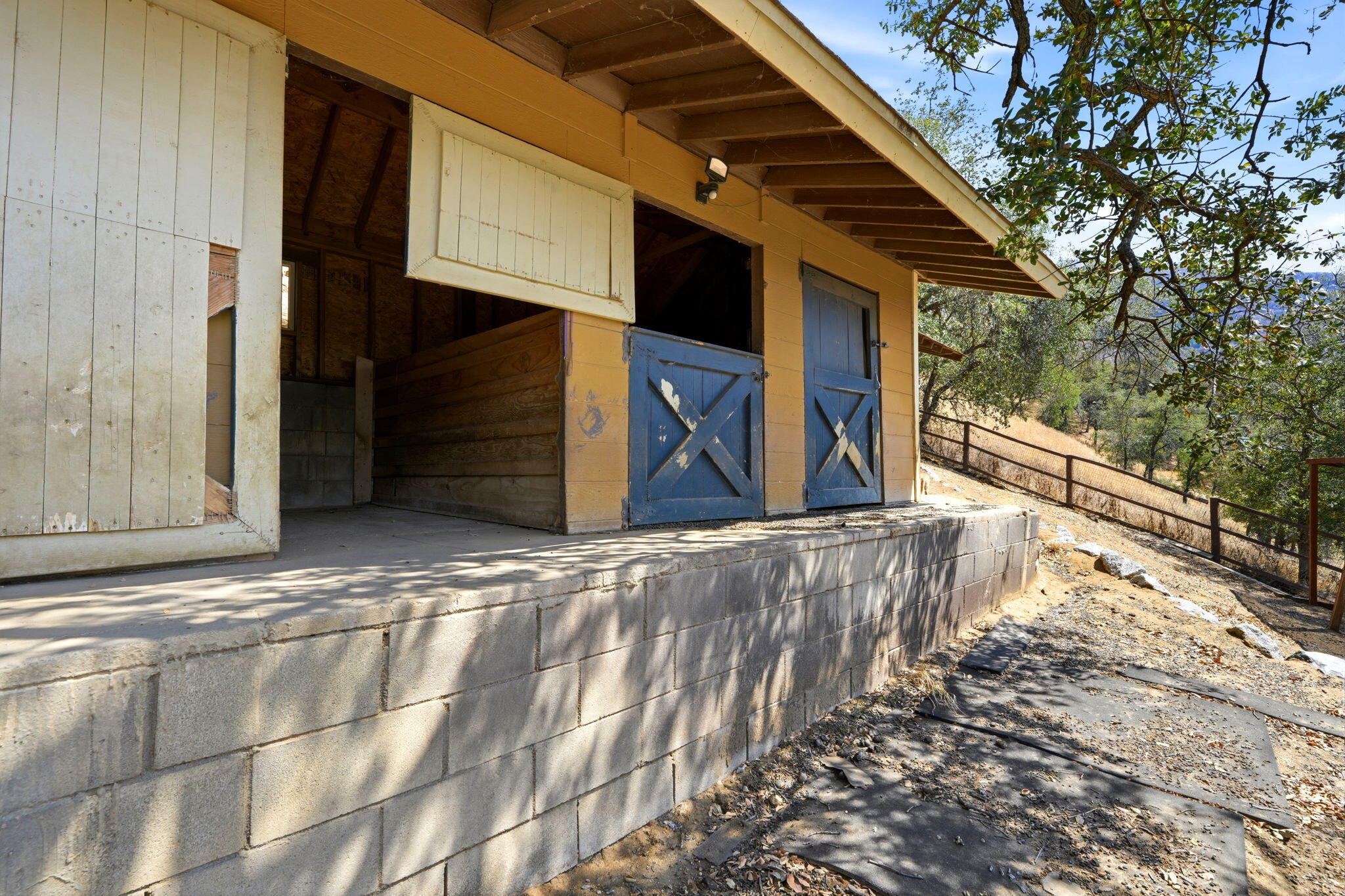 Open Photo
