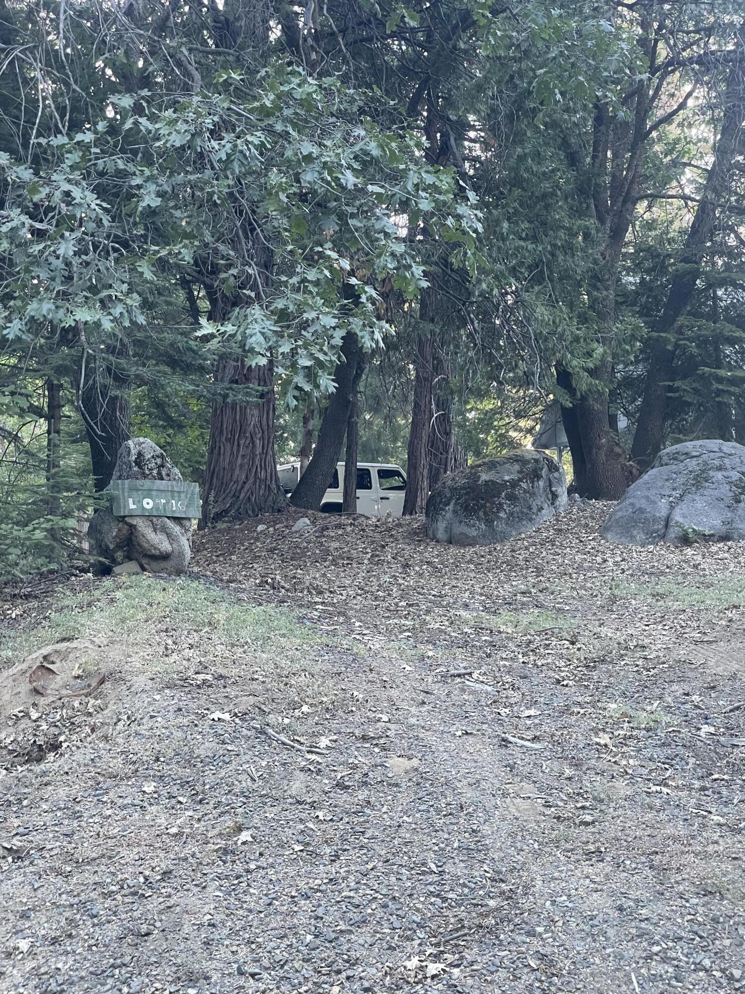 16 Coy Flat Road, Springville, CA 93265