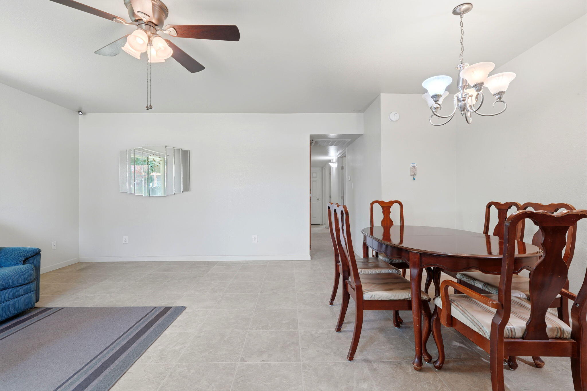 769 N Pine St, Woodlake, CA 93286