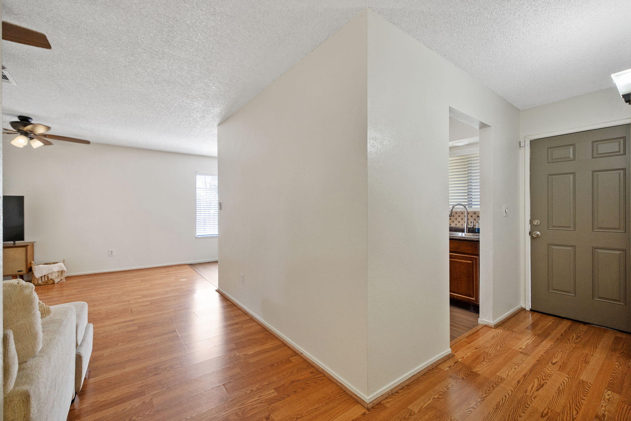1730 S Atwood St, Visalia, CA 93277