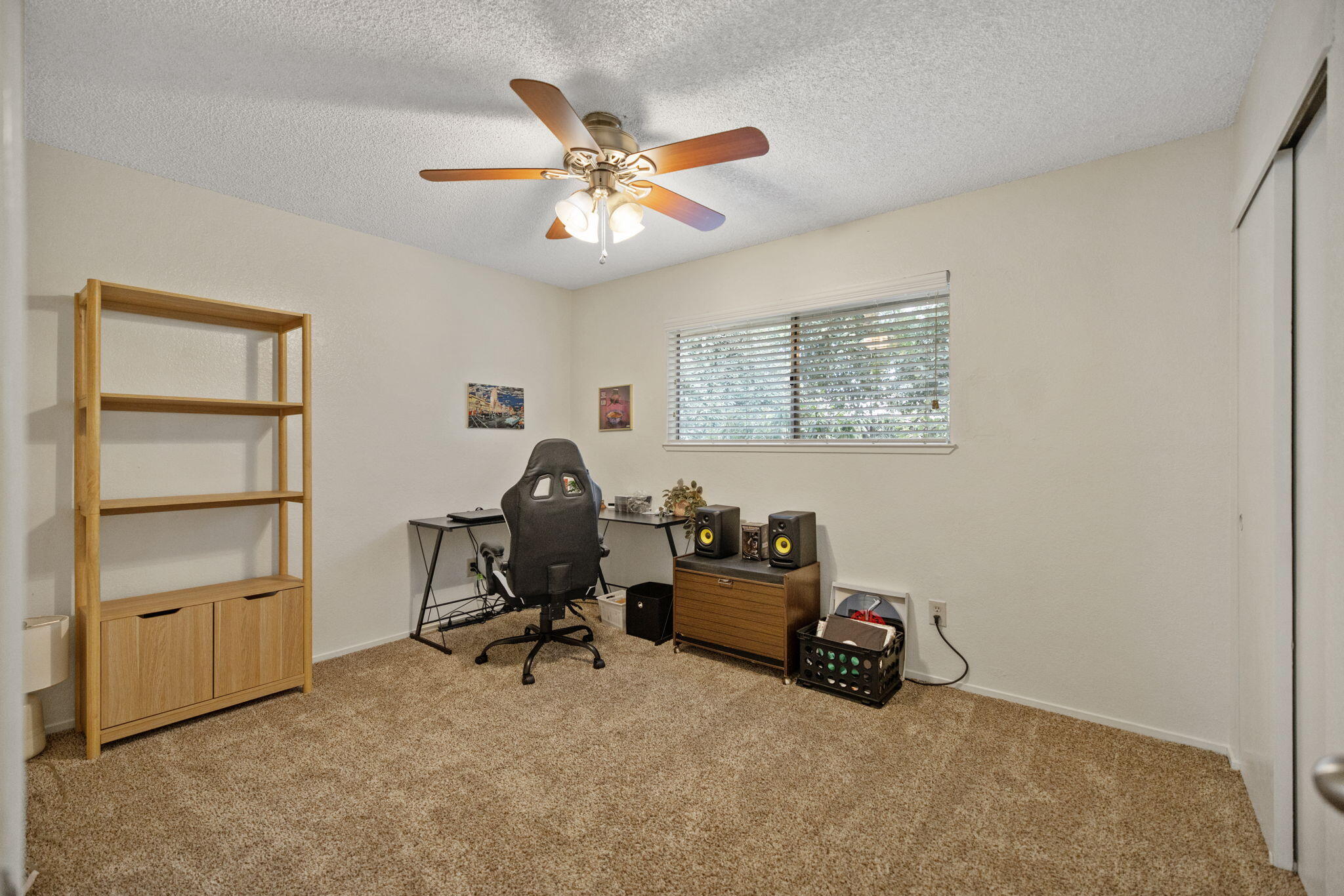 1730 S Atwood St, Visalia, CA 93277
