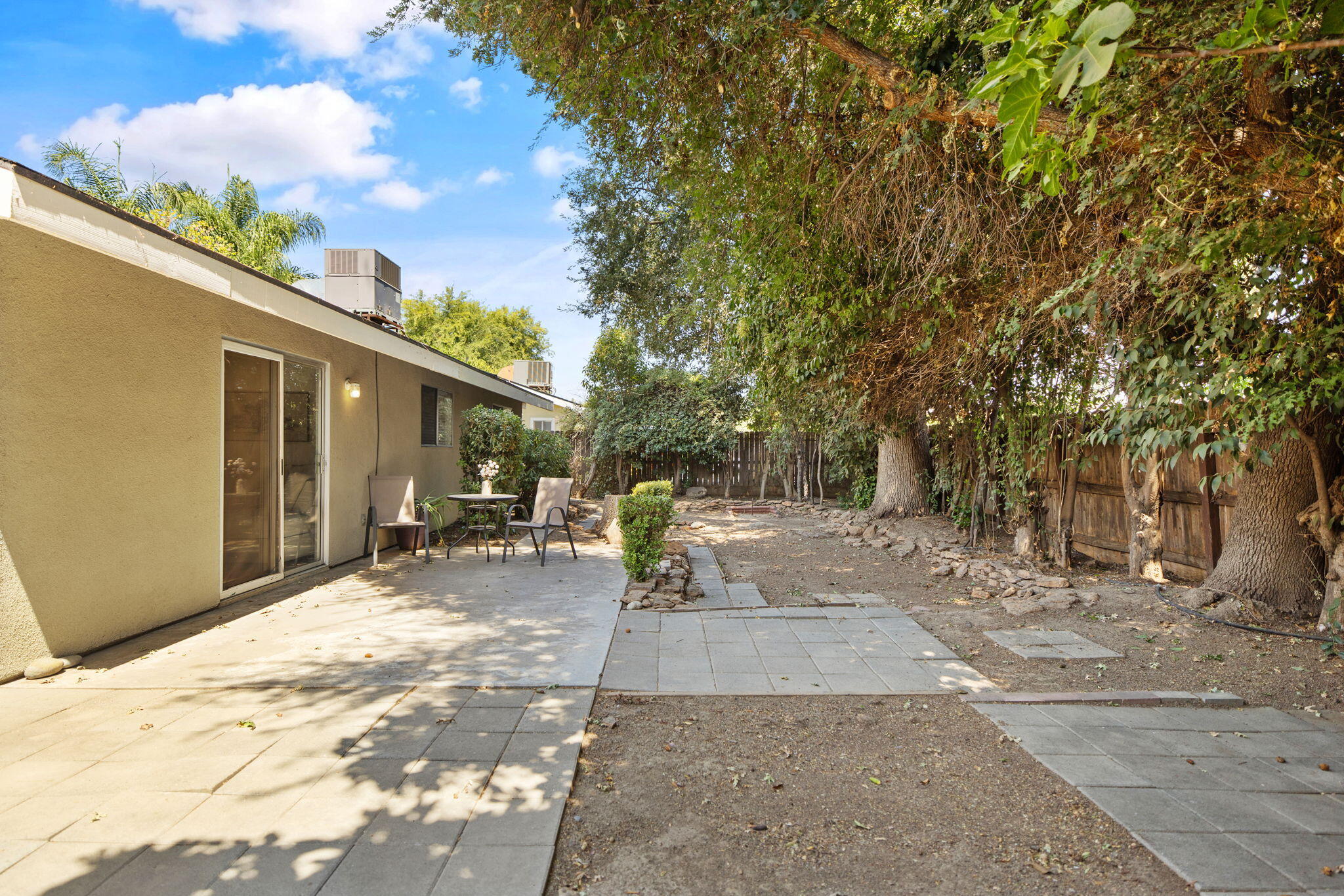 1730 S Atwood St, Visalia, CA 93277
