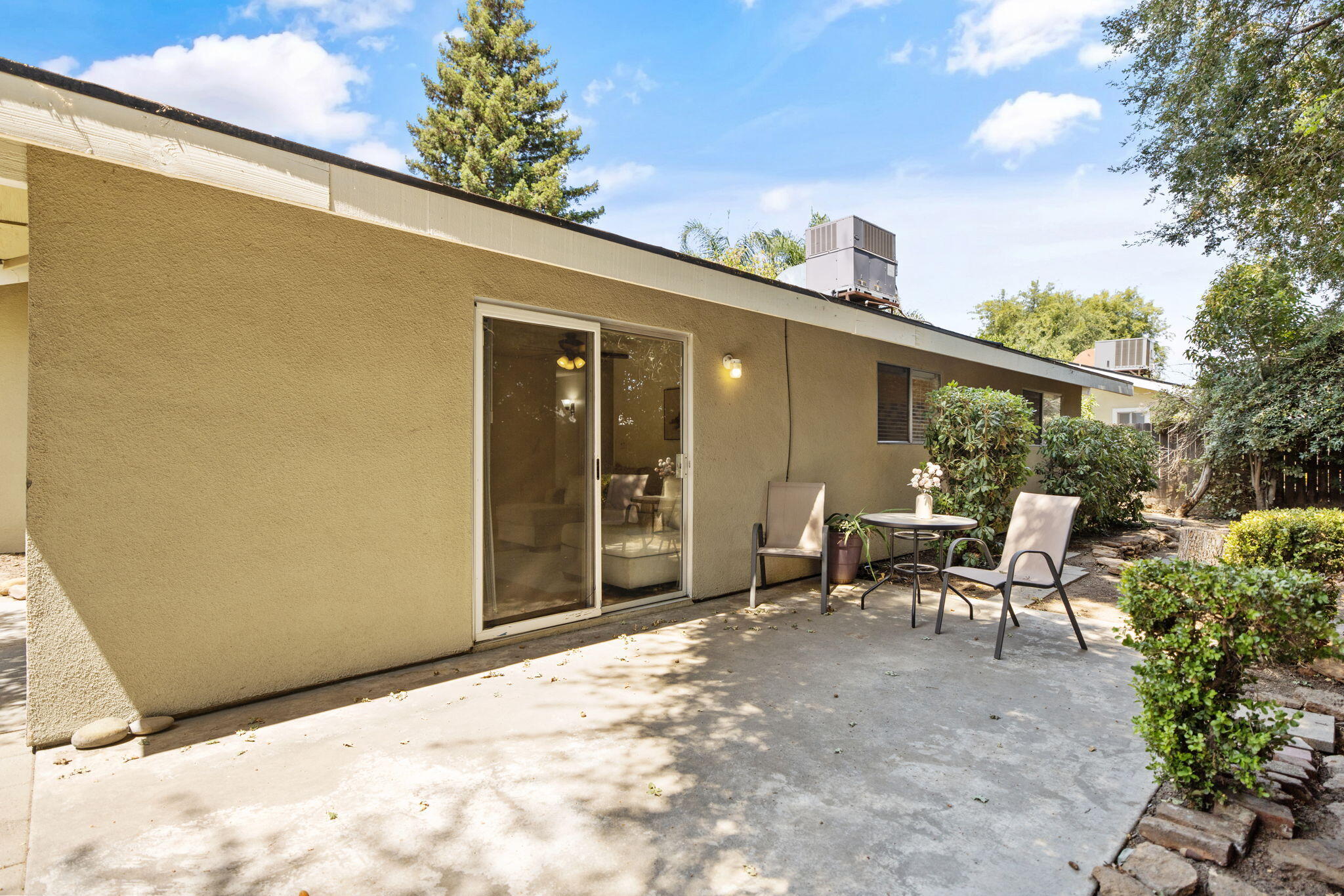 1730 S Atwood St, Visalia, CA 93277