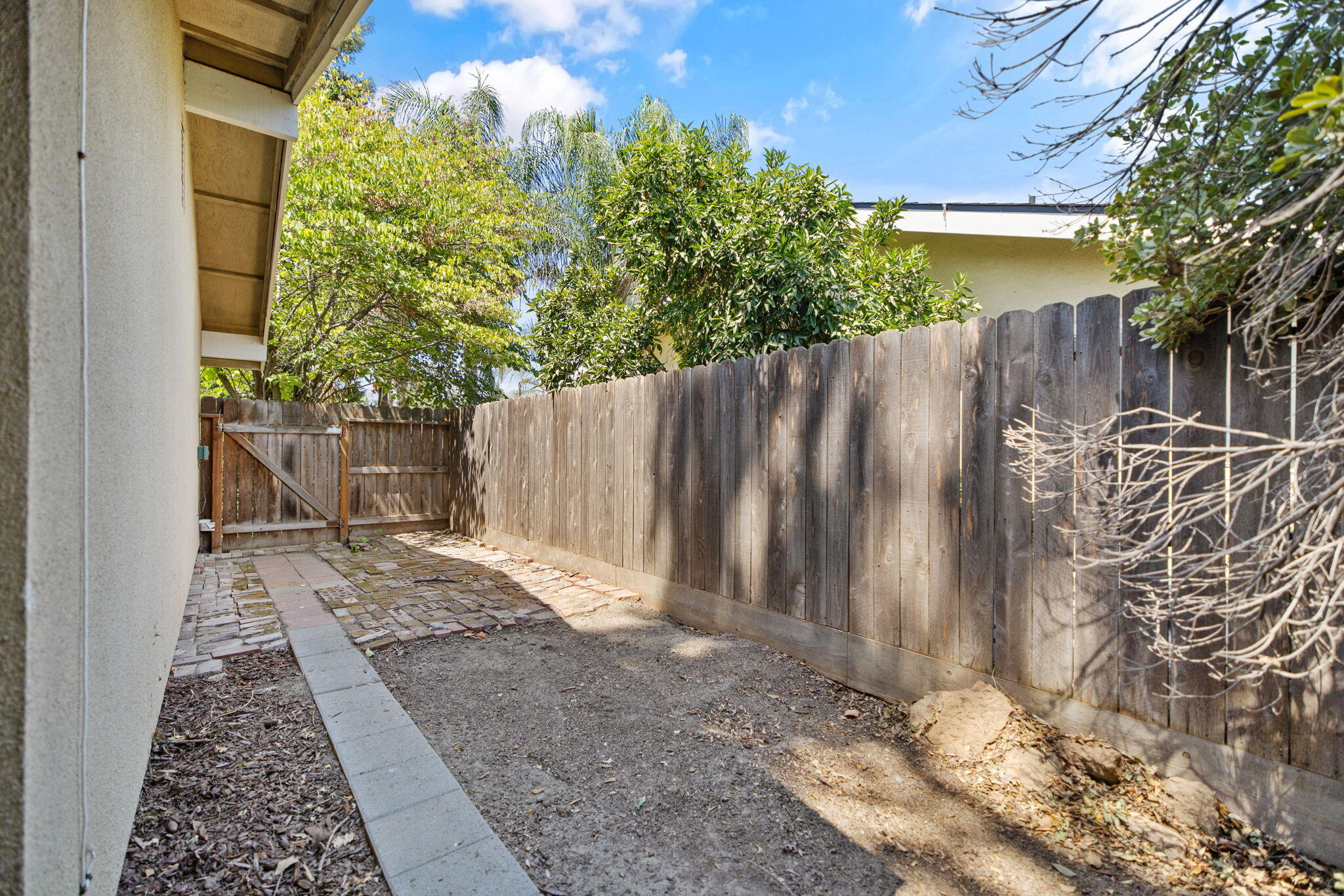 1730 S Atwood St, Visalia, CA 93277