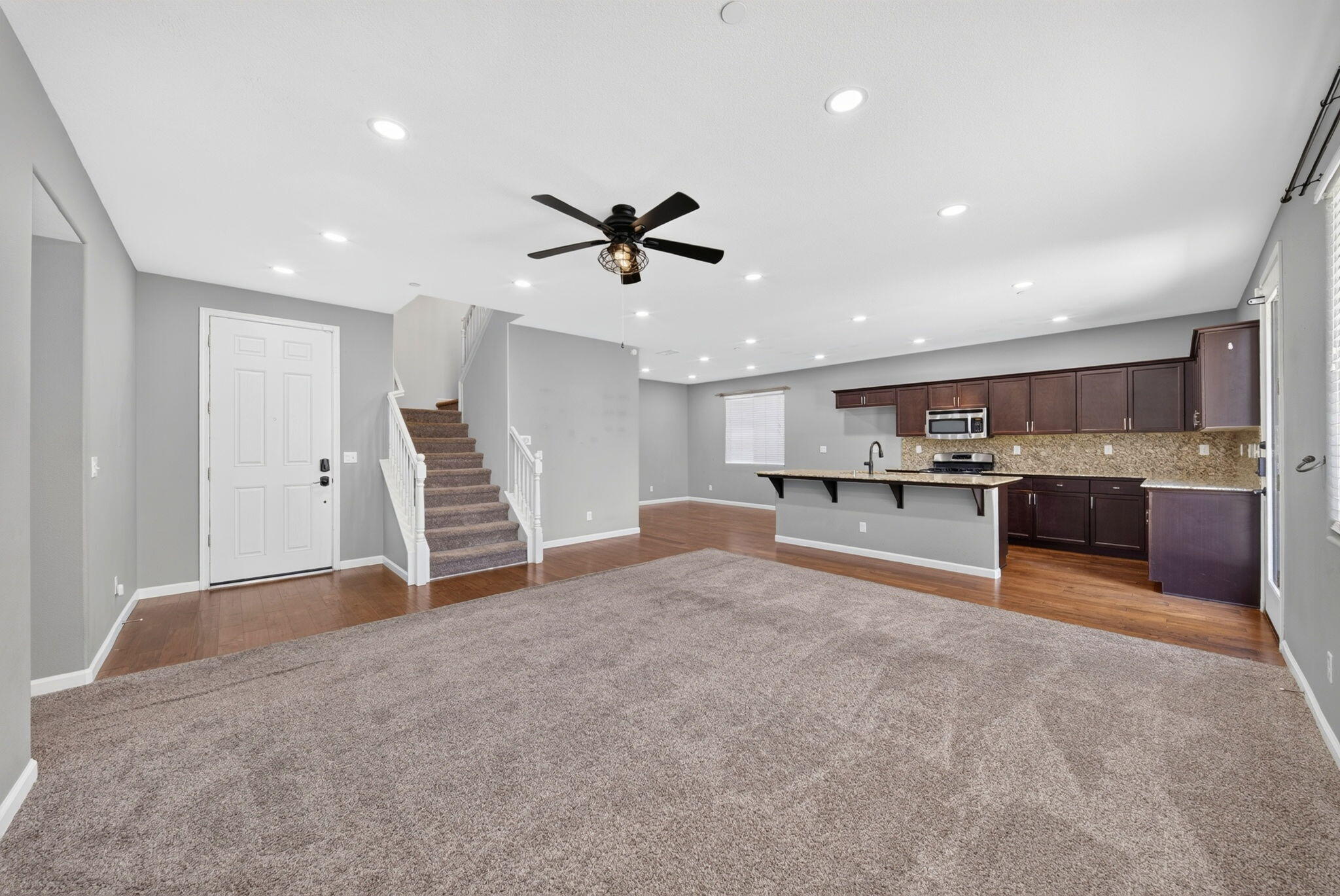 650 Firenze St, Lemoore, CA 93245