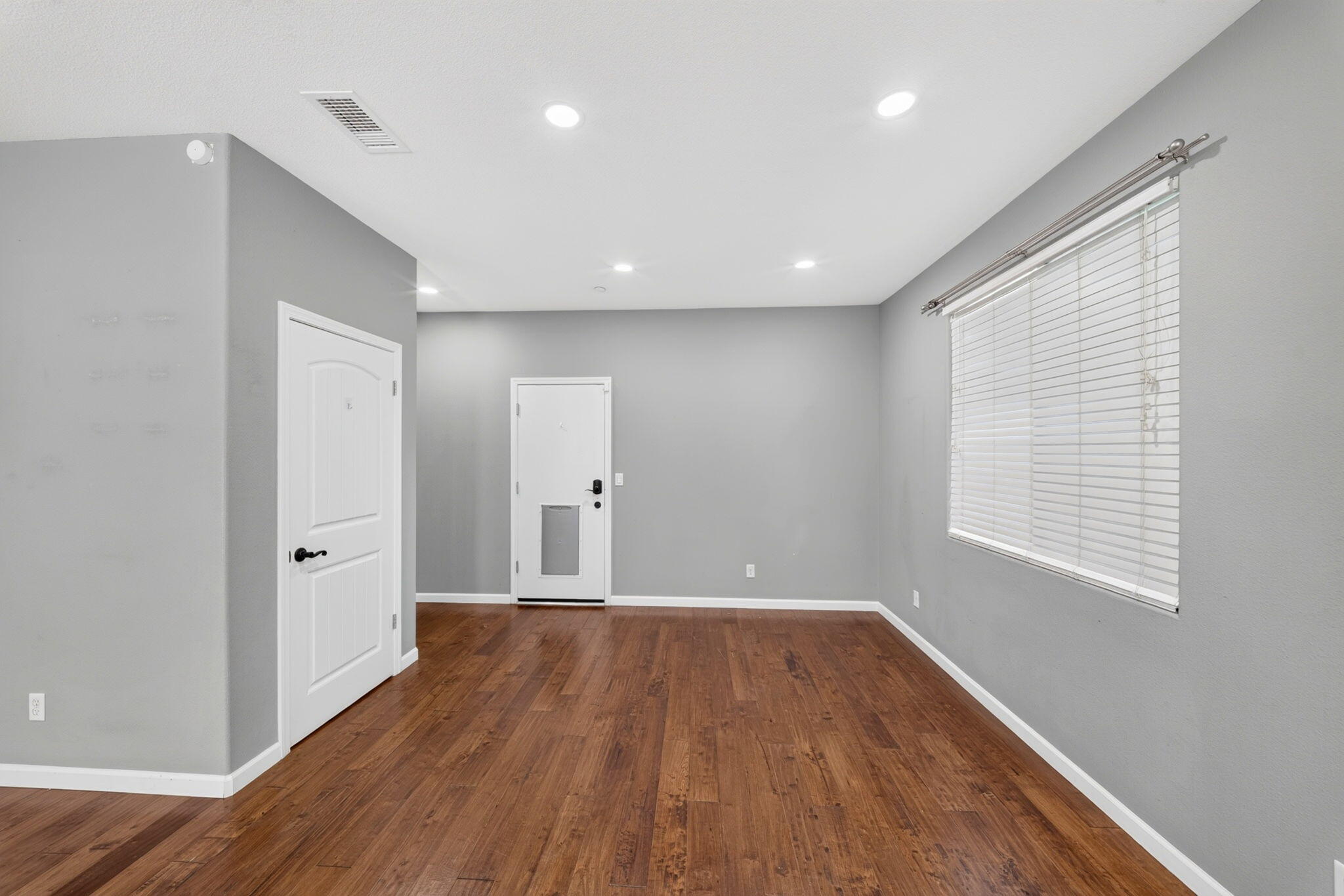 650 Firenze St, Lemoore, CA 93245
