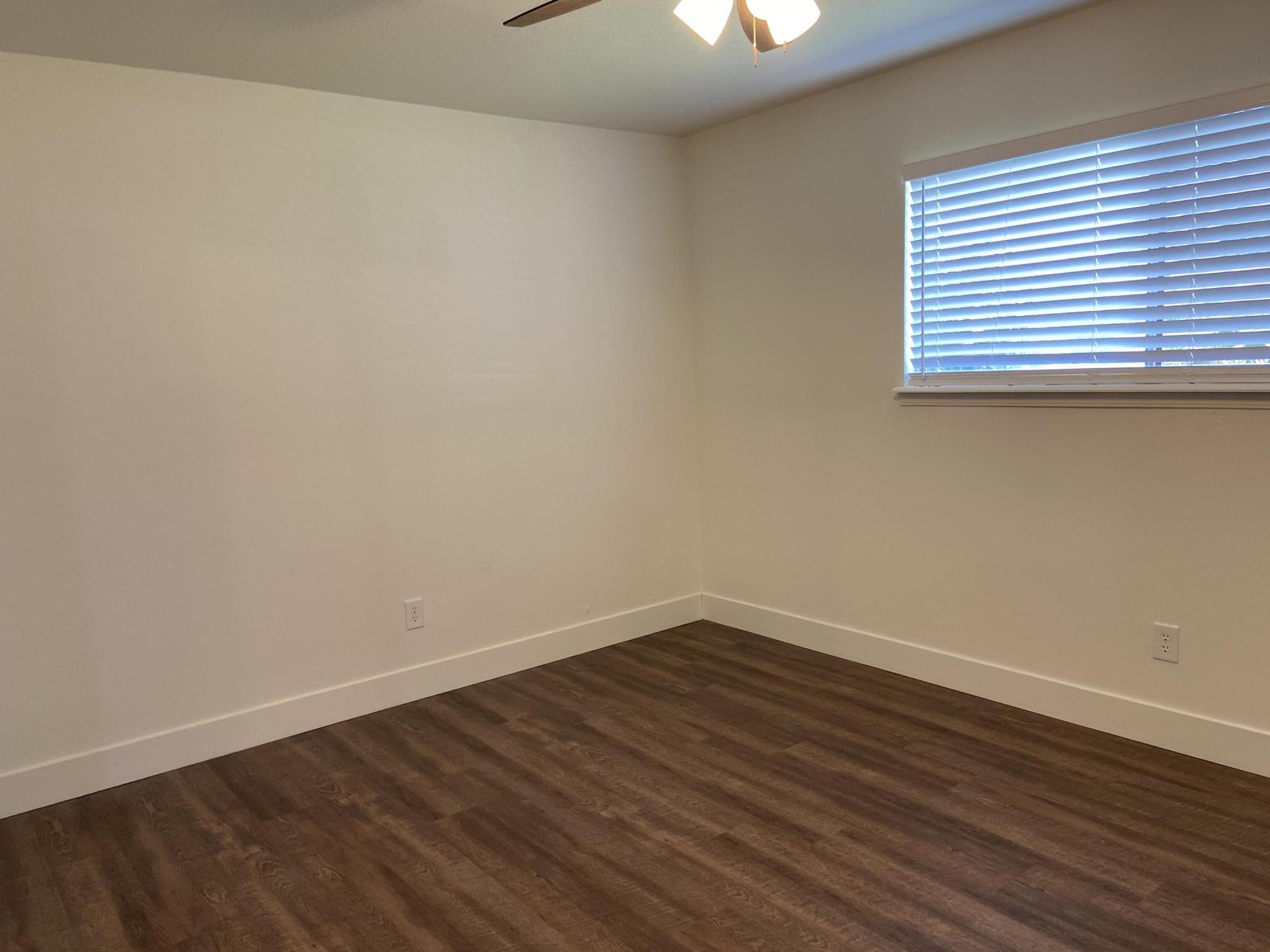 1711 W Kanai Ave, Porterville, CA 93257