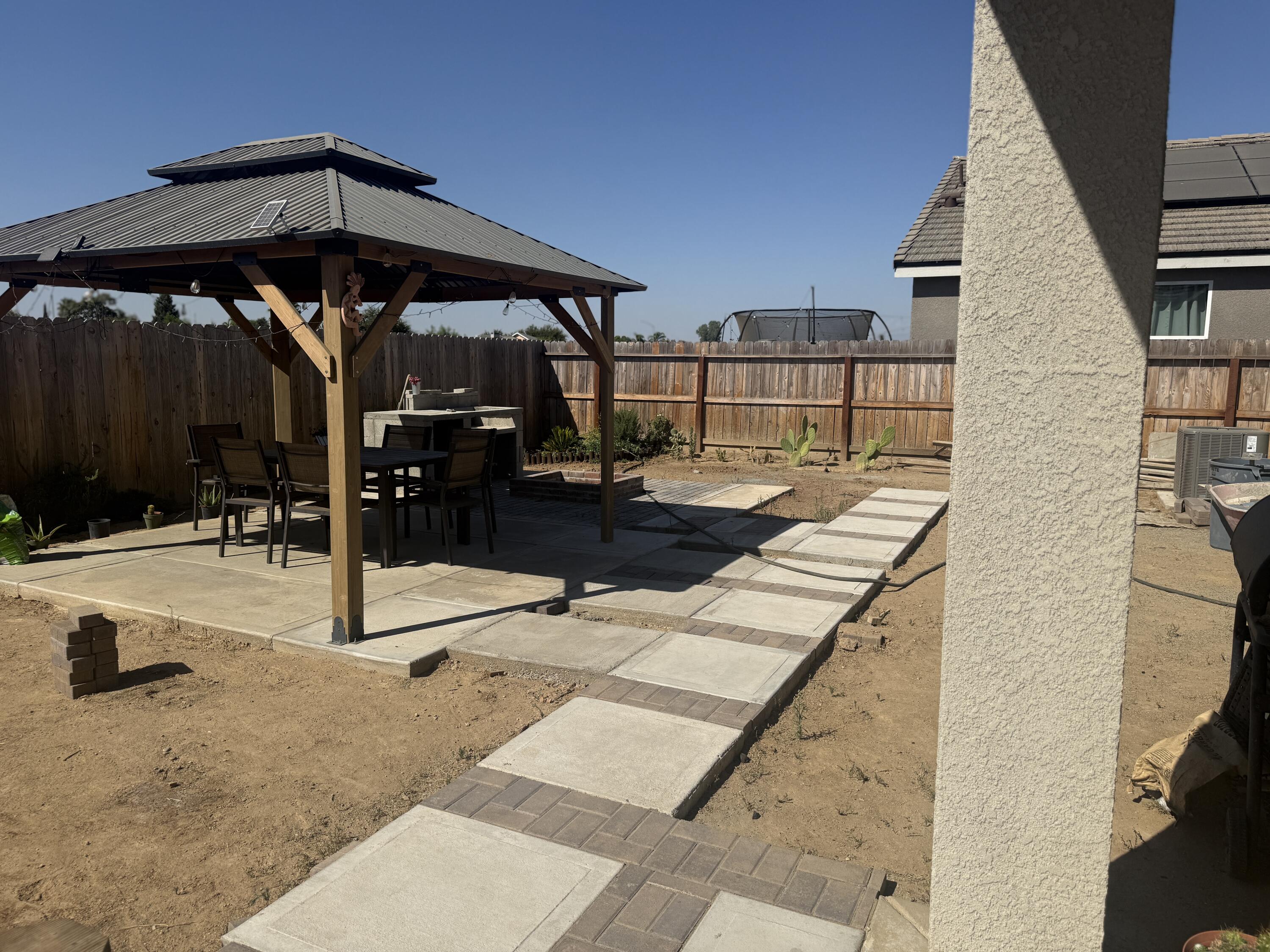 1187 Ambrosia Ln, Madera, CA 93638