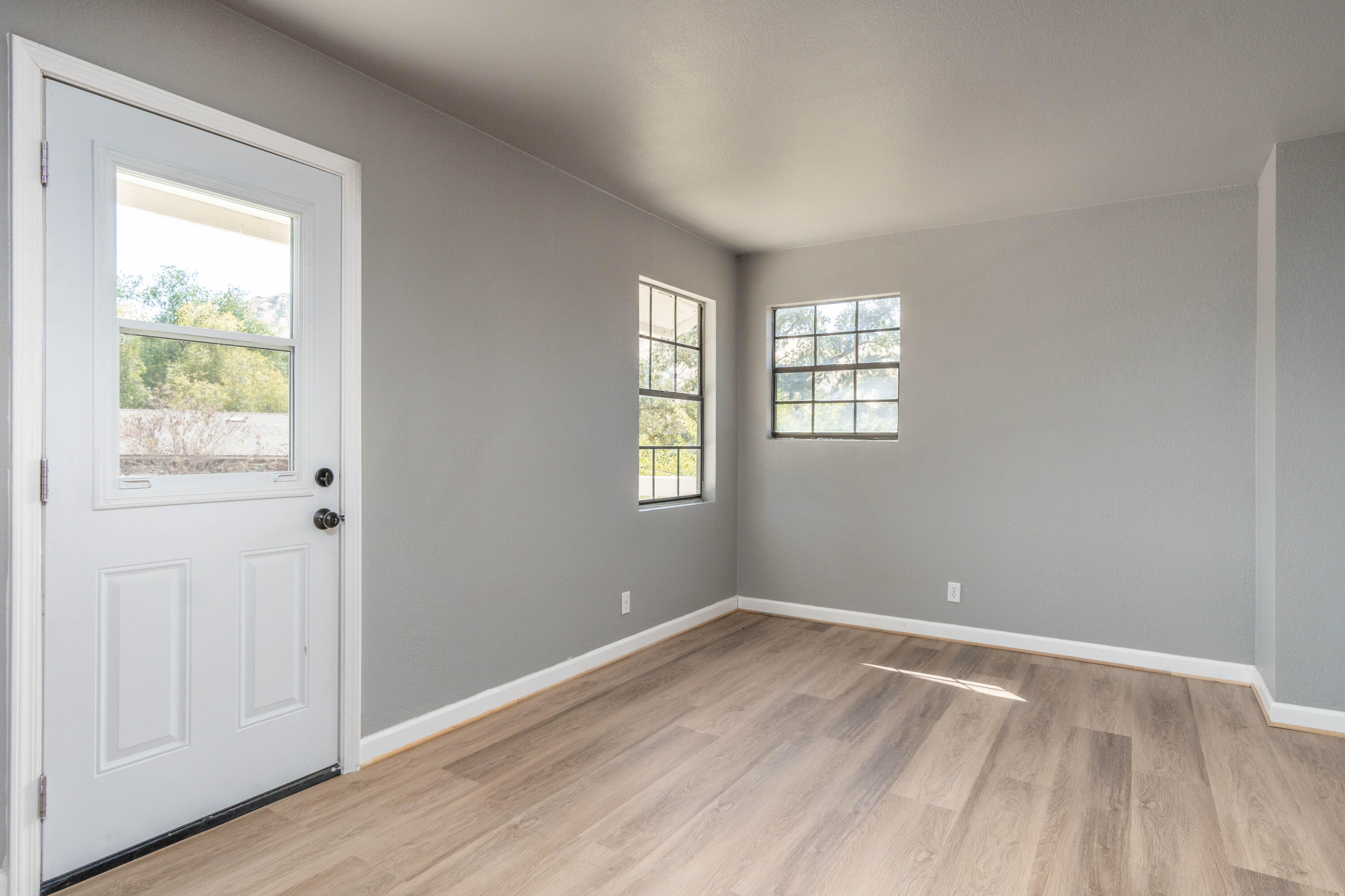 32100 Success Valley Dr, Porterville, CA 93257