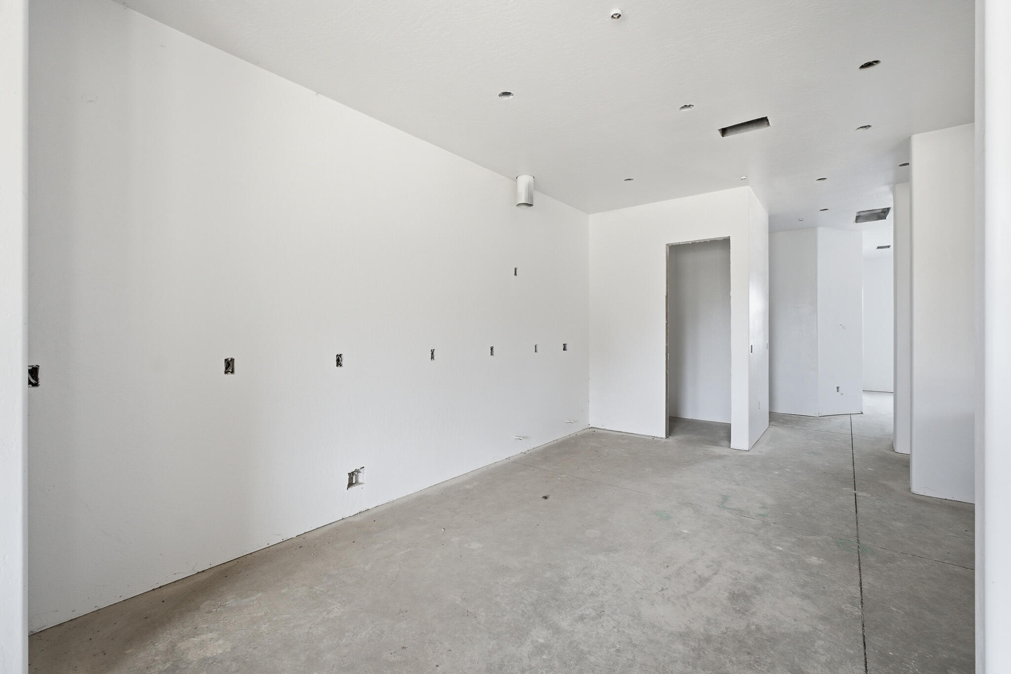 12709 Ave 328, Visalia, CA 93291