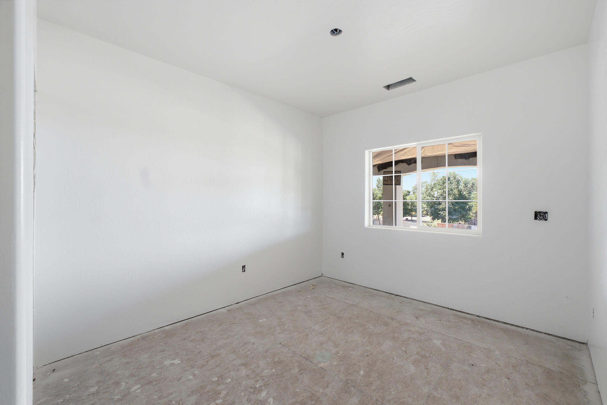 12709 Ave 328, Visalia, CA 93291