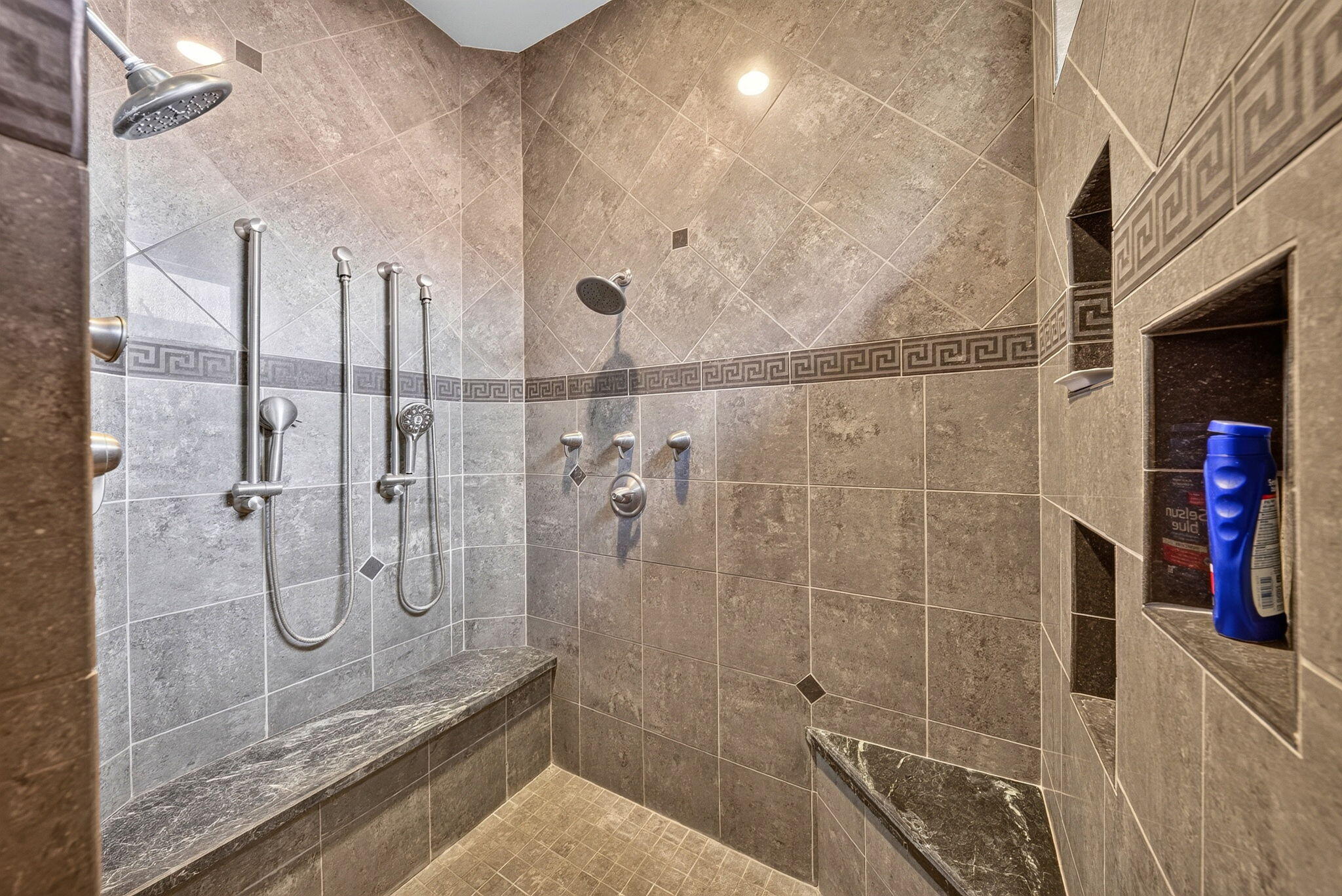 5034 W W Firenze Ave, Visalia, CA 93291