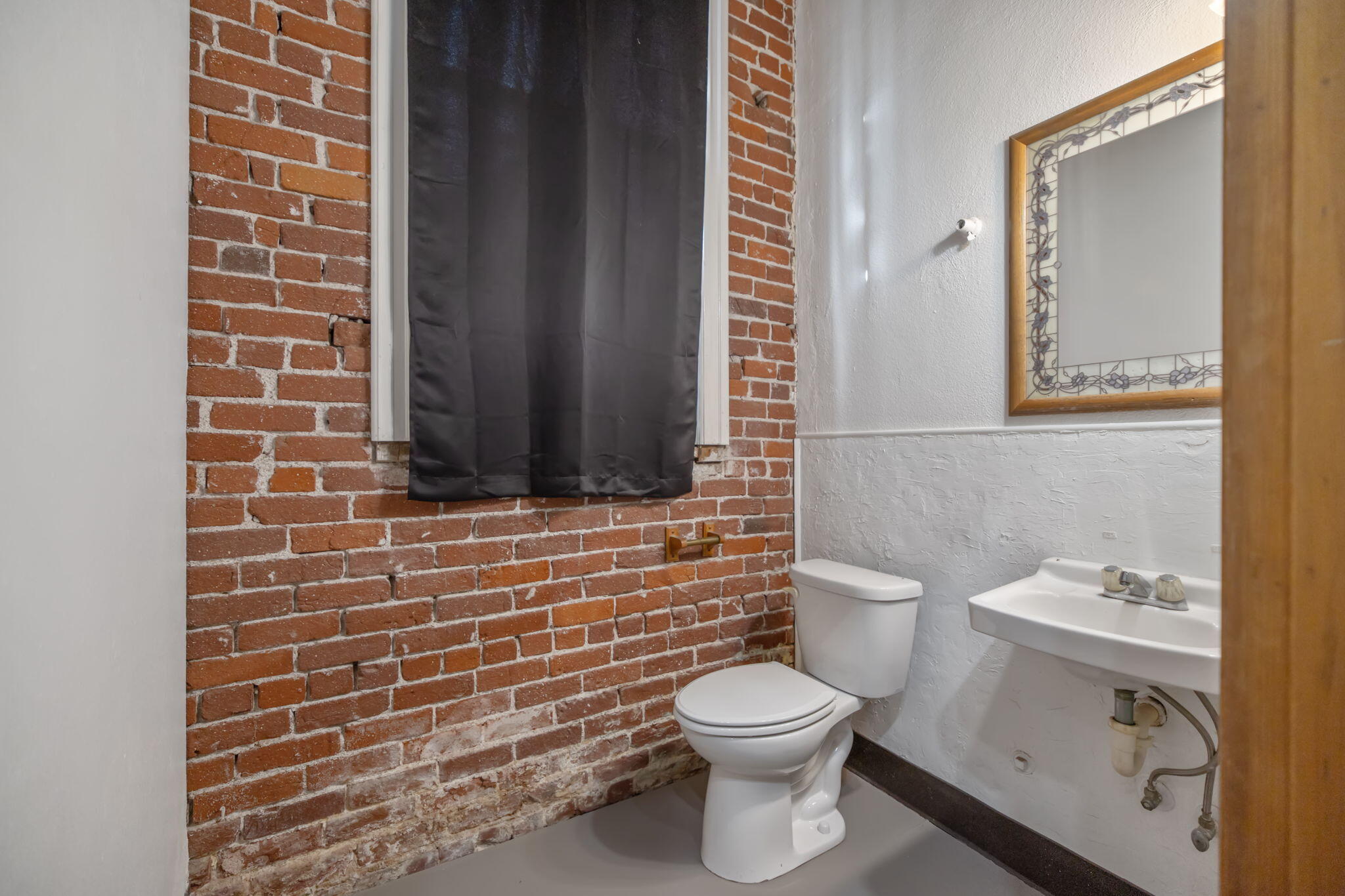 244 E Pine, Exeter, CA 93221