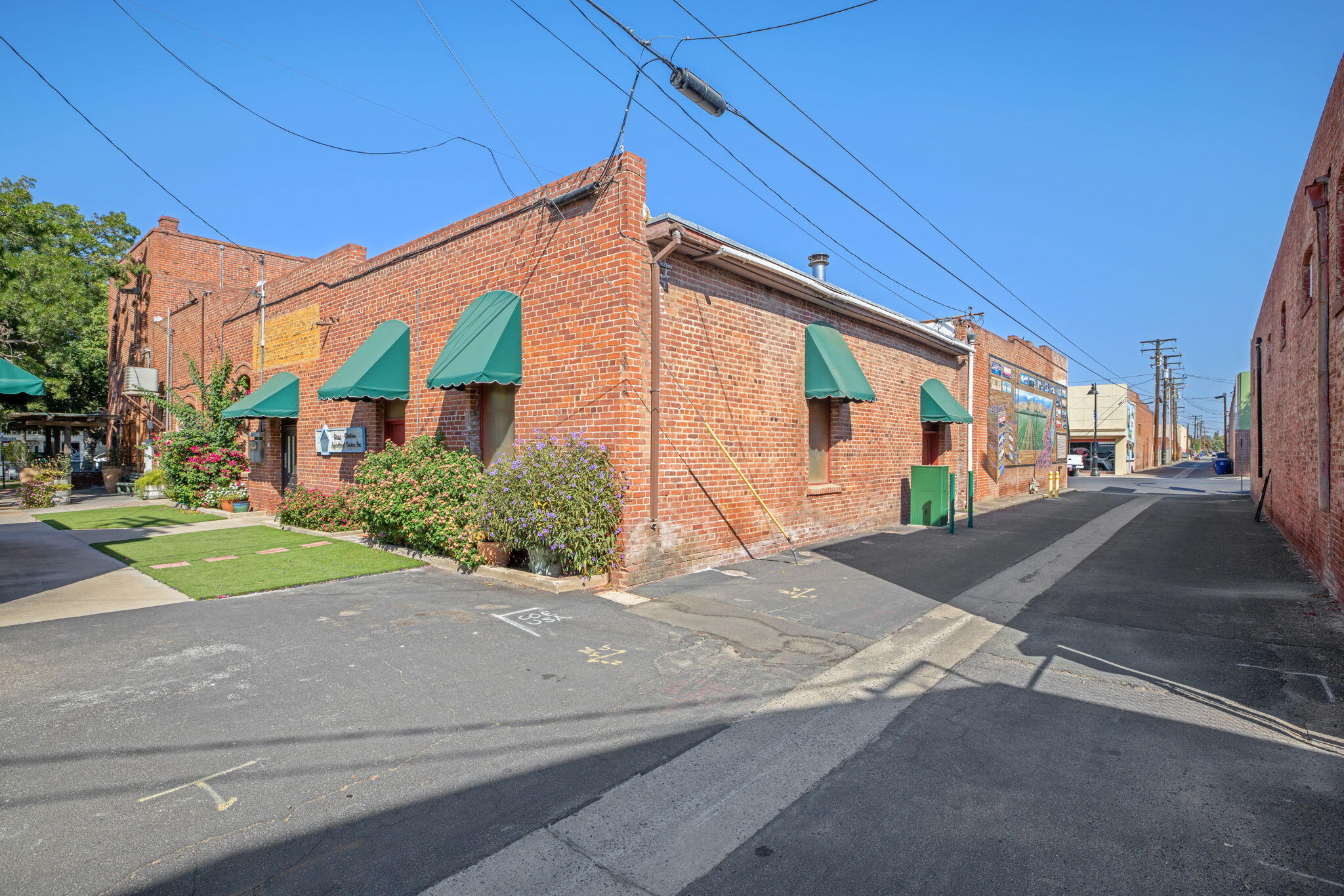 244 E Pine, Exeter, CA 93221