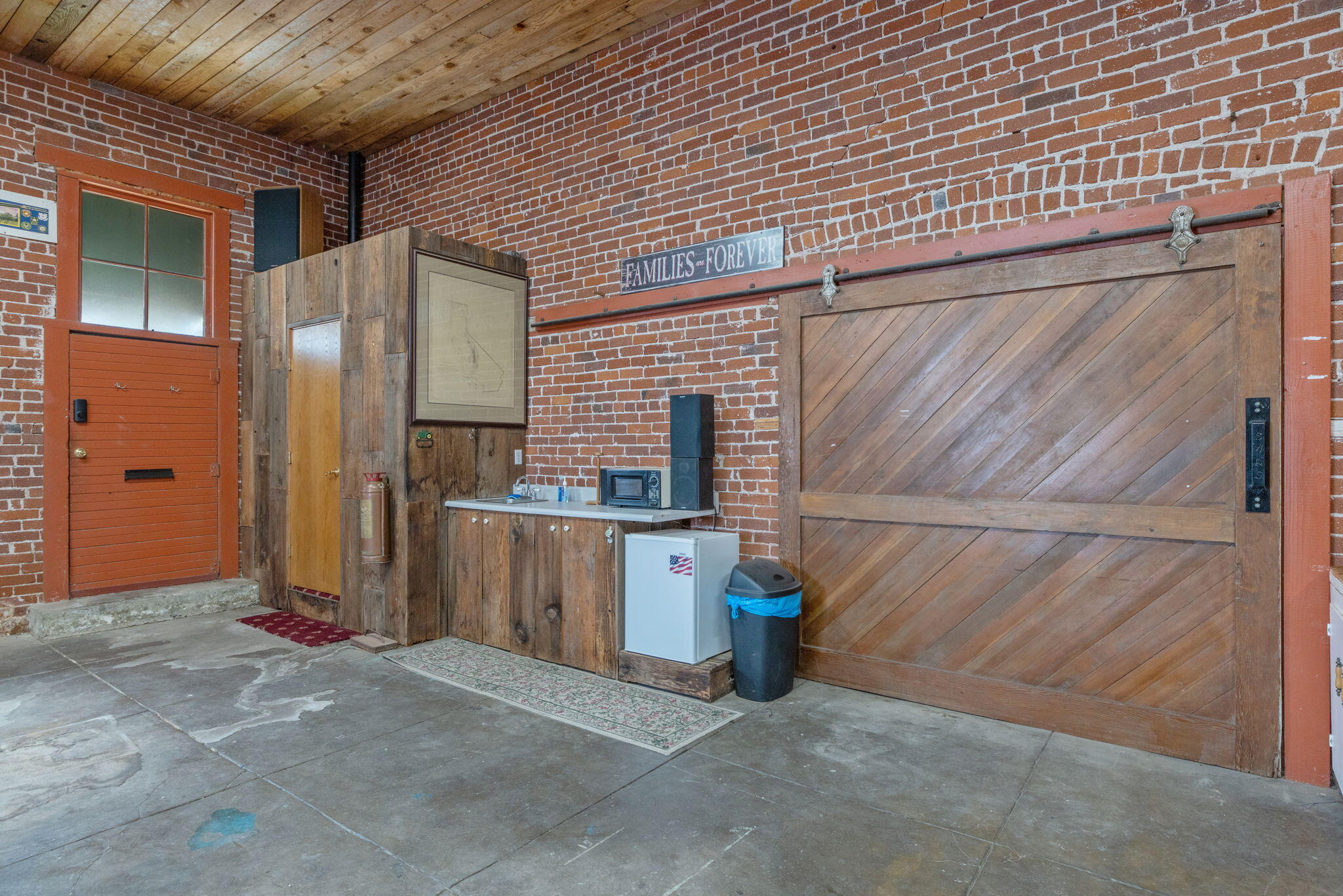 244 E Pine, Exeter, CA 93221