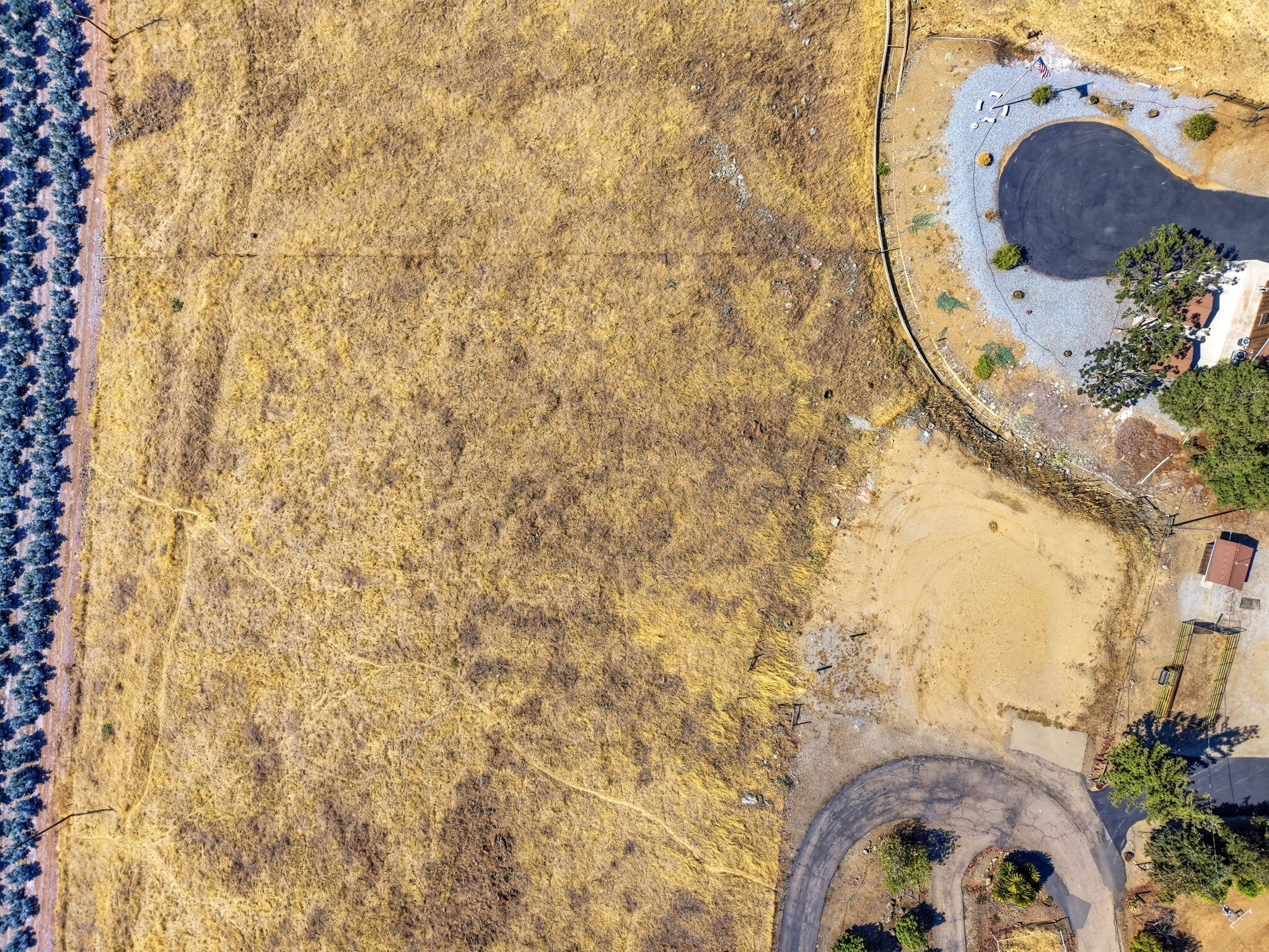 0 Round Valley Dr, Lindsay, CA 93247