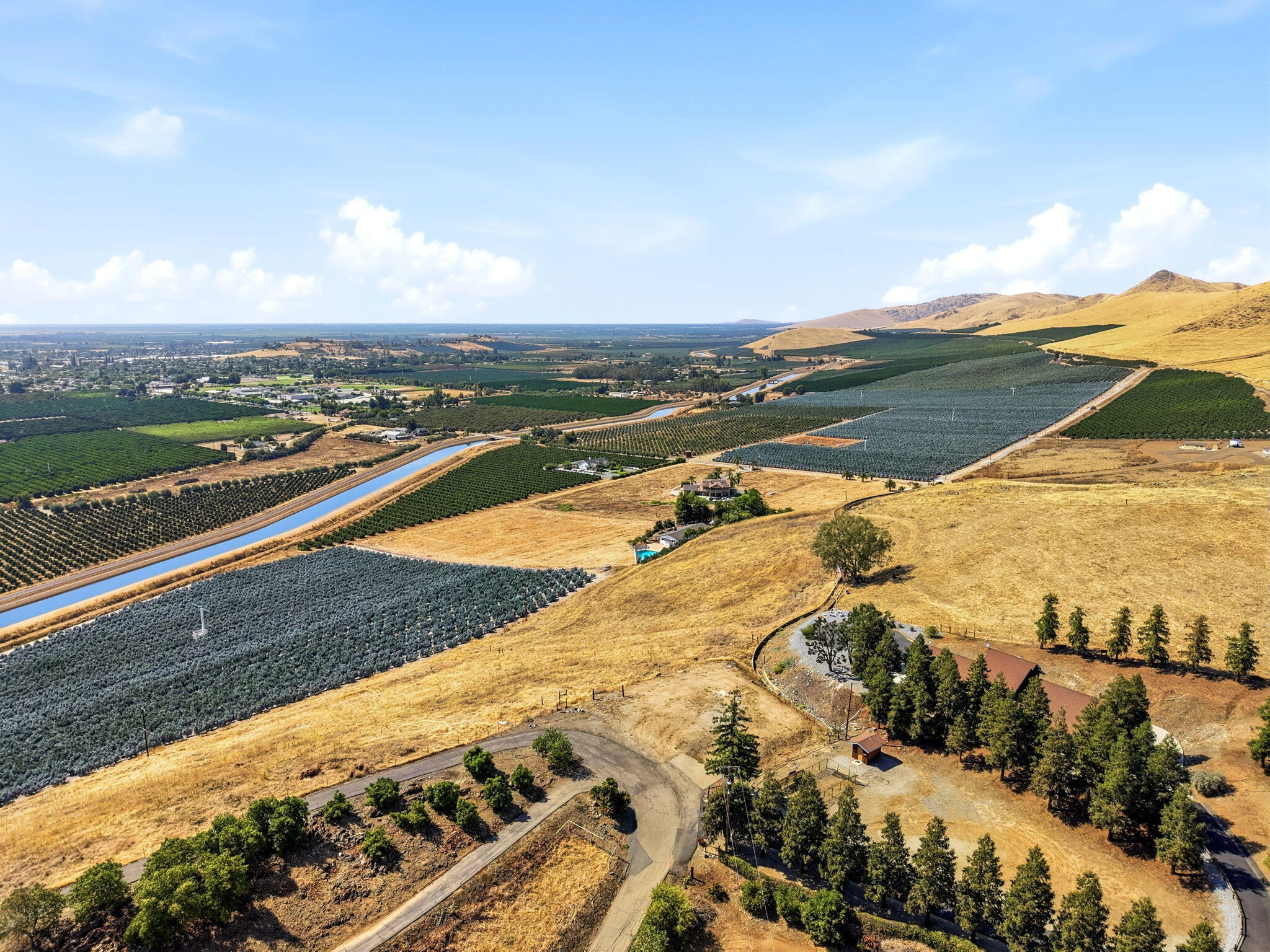 0 Round Valley Dr, Lindsay, CA 93247