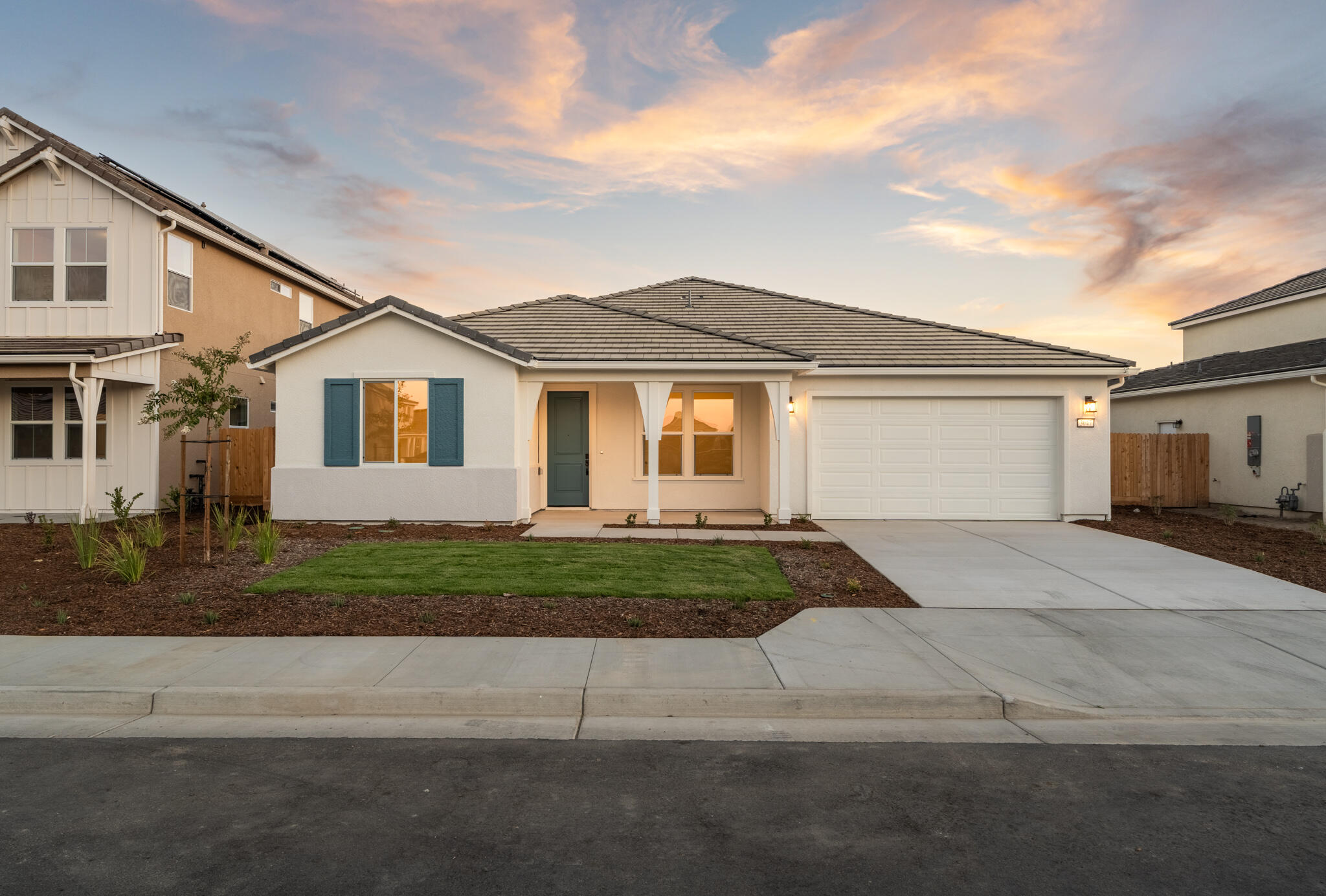 3047 Riviera Avenue, Tulare, CA 93274