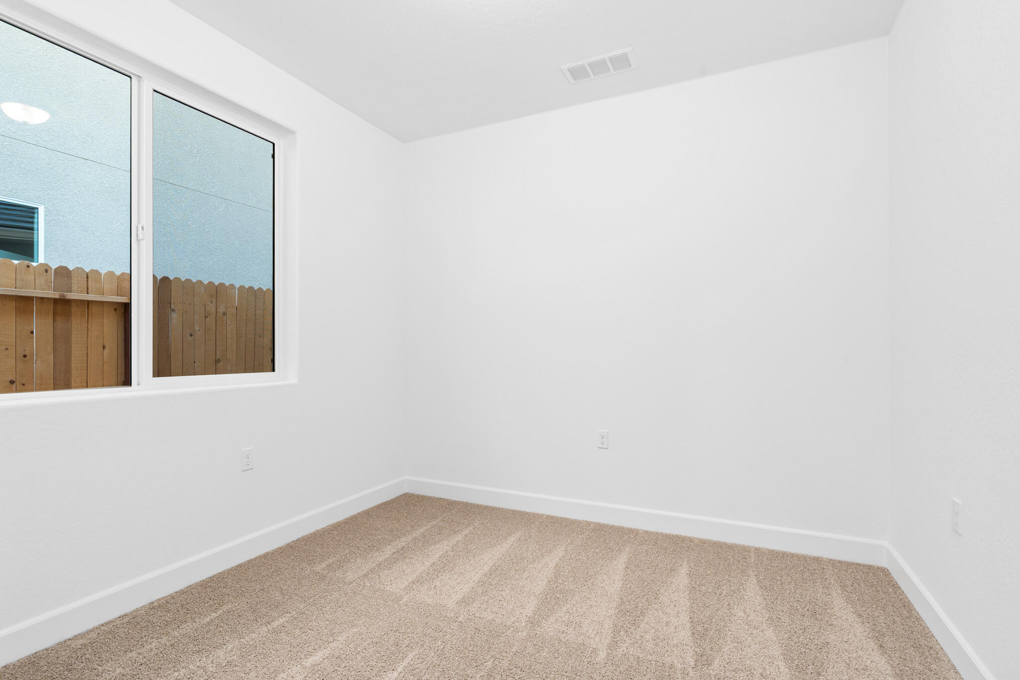 3047 Riviera Avenue, Tulare, CA 93274