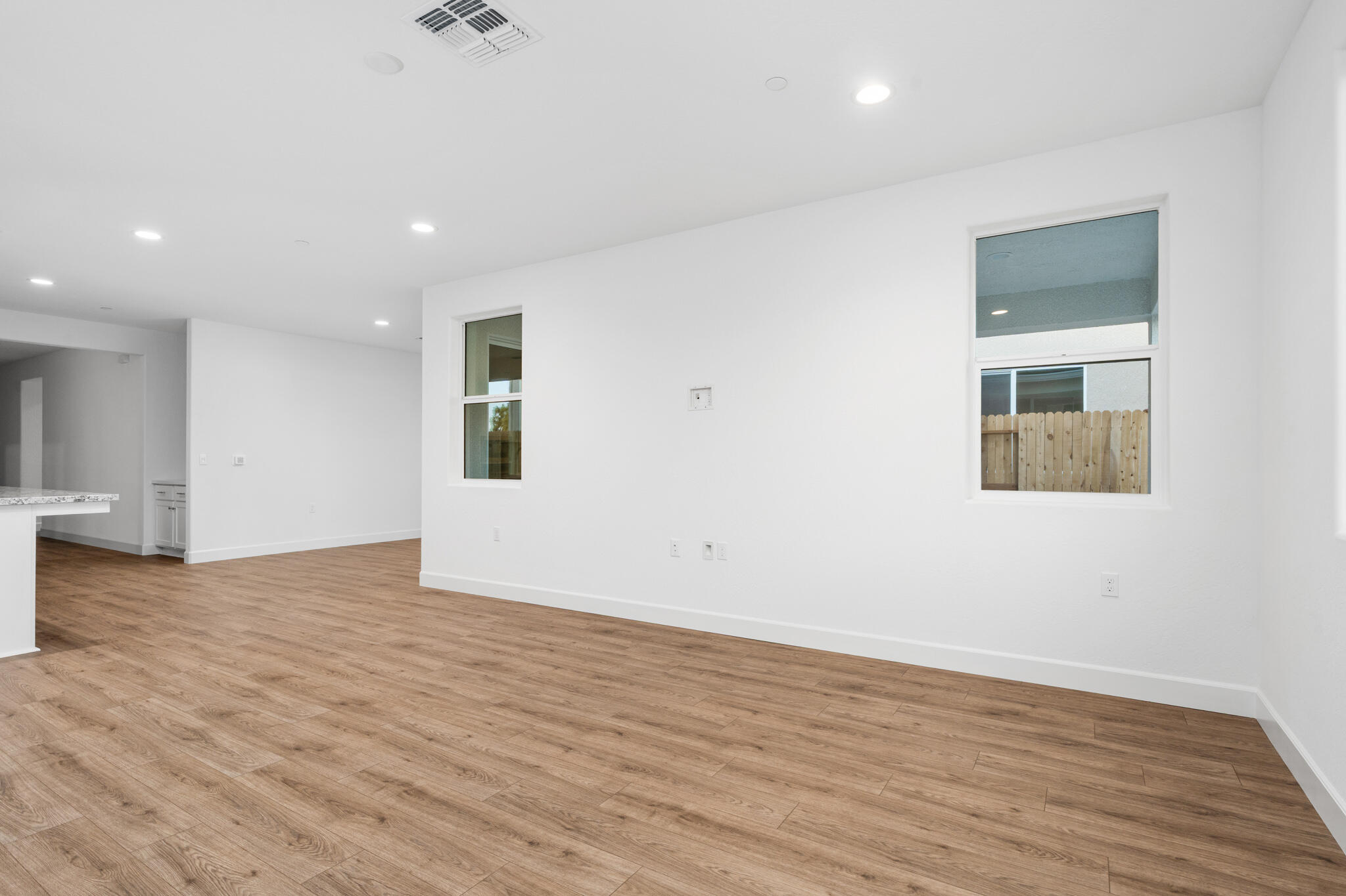 3047 Riviera Avenue, Tulare, CA 93274