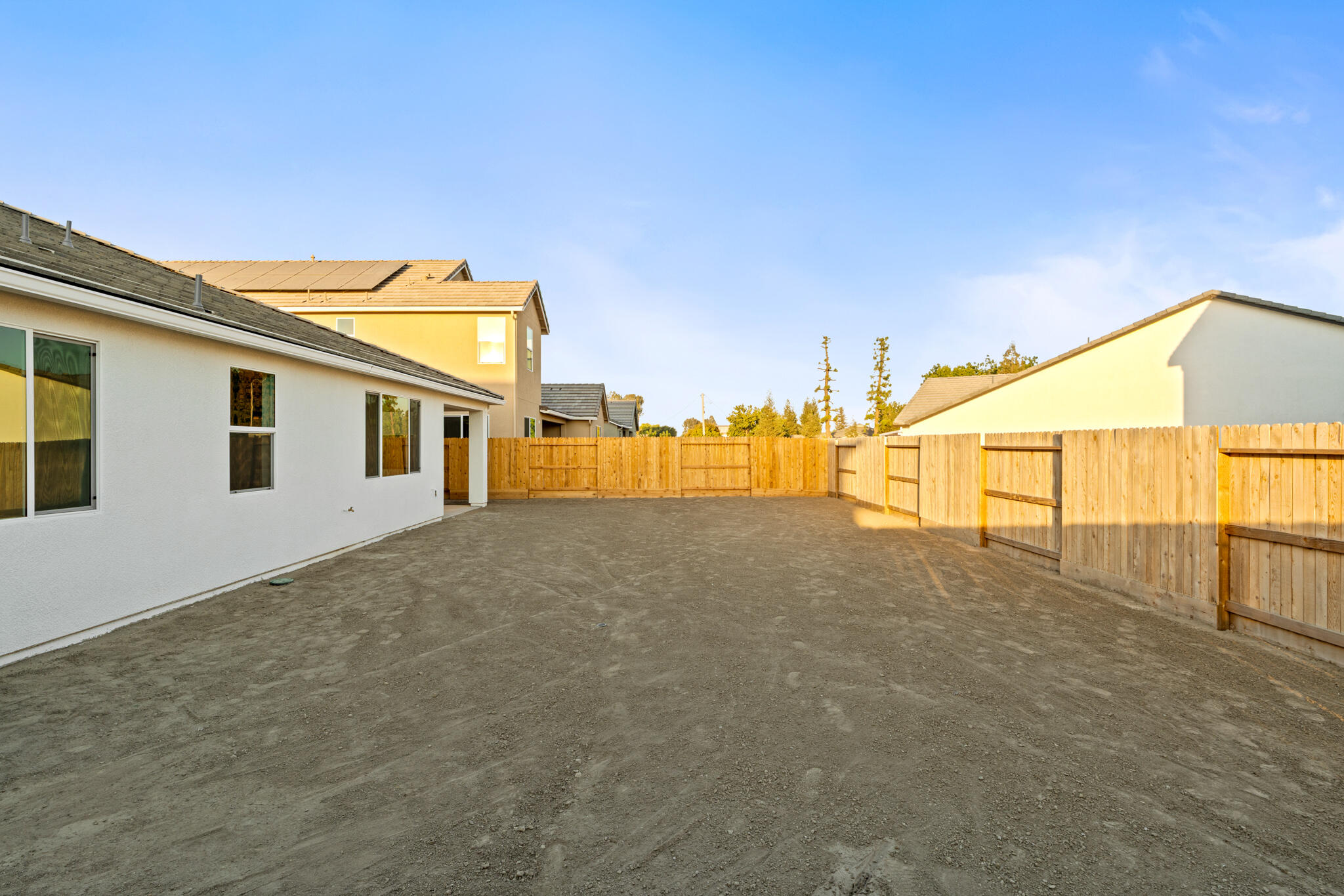 3047 Riviera Avenue, Tulare, CA 93274