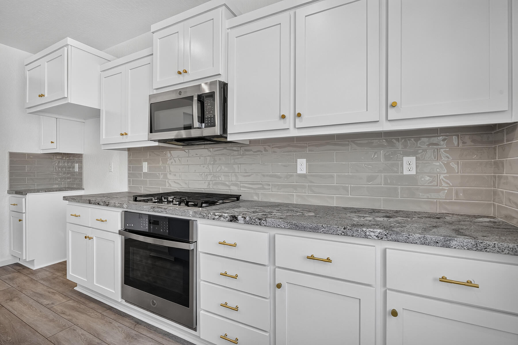 2776 Sand Hills Ave, Tulare, CA 93274