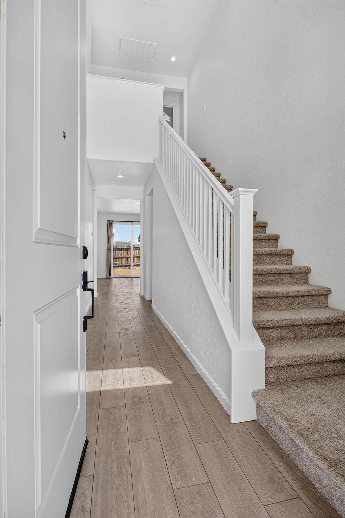 2776 Sand Hills Ave, Tulare, CA 93274
