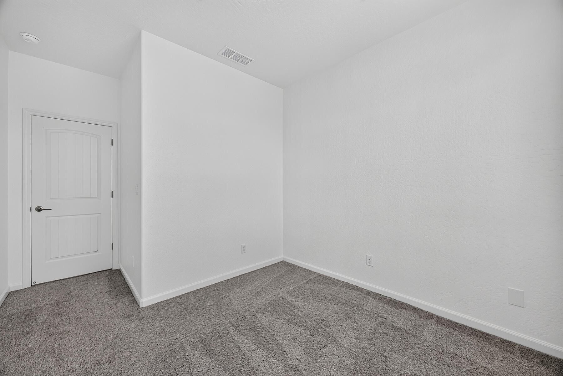 2776 Sand Hills Ave, Tulare, CA 93274