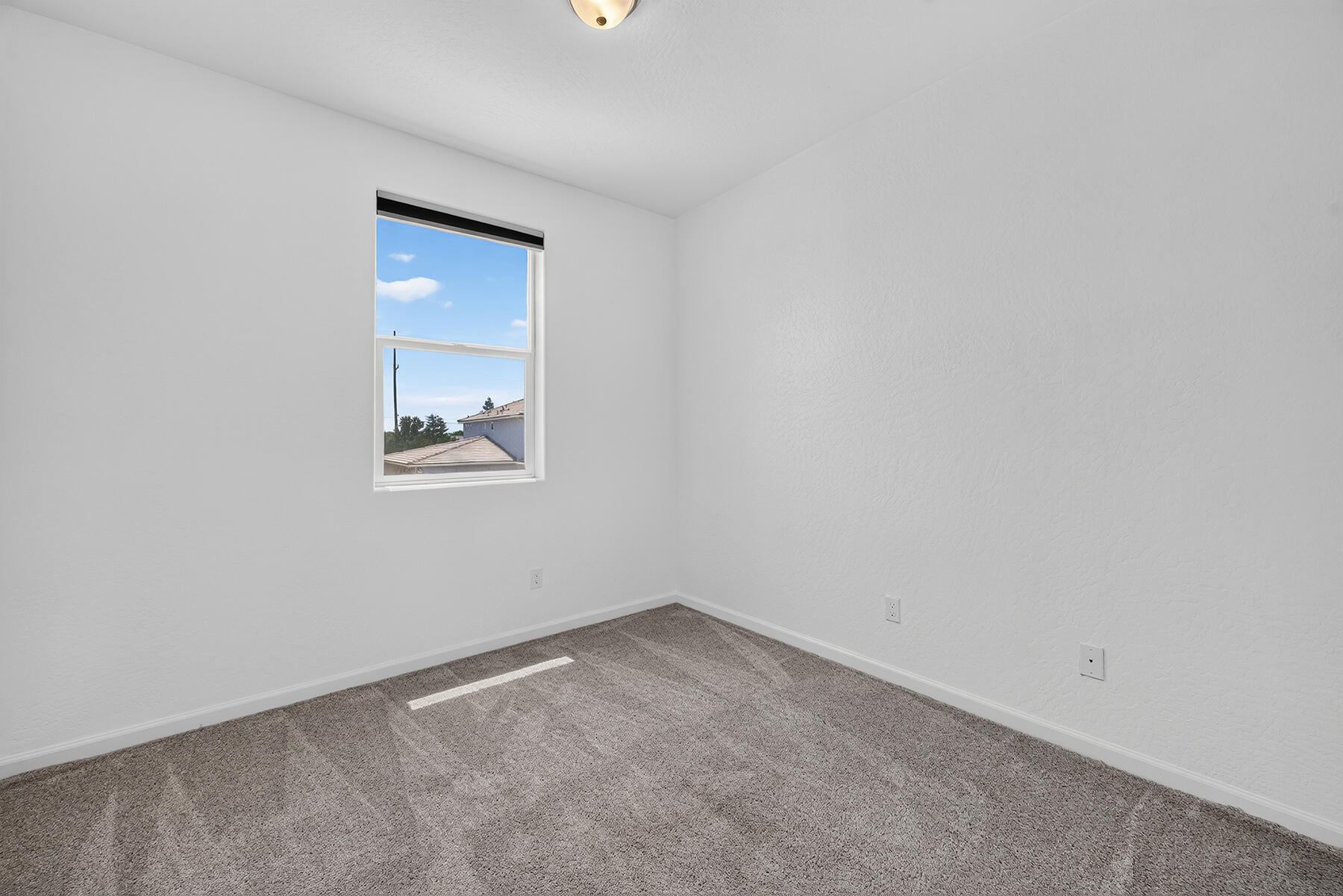 2776 Sand Hills Ave, Tulare, CA 93274