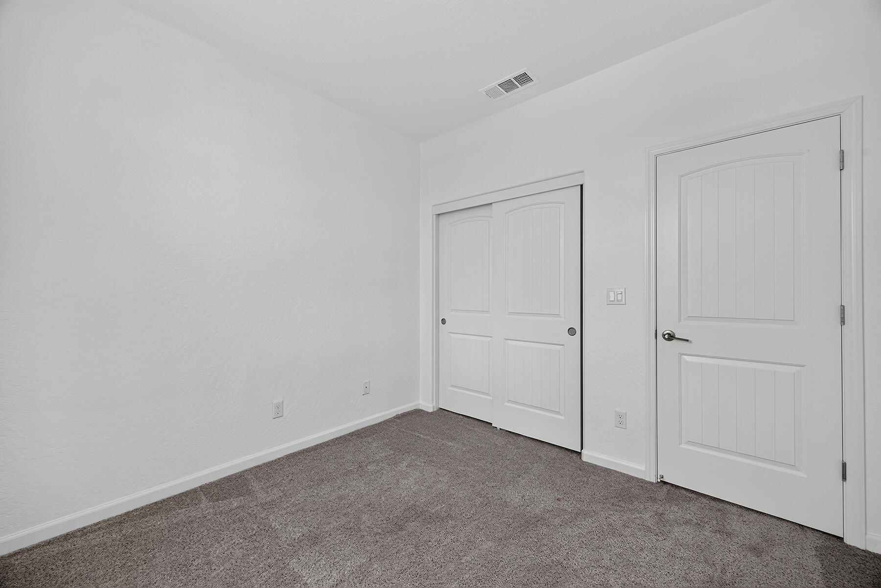 2776 Sand Hills Ave, Tulare, CA 93274