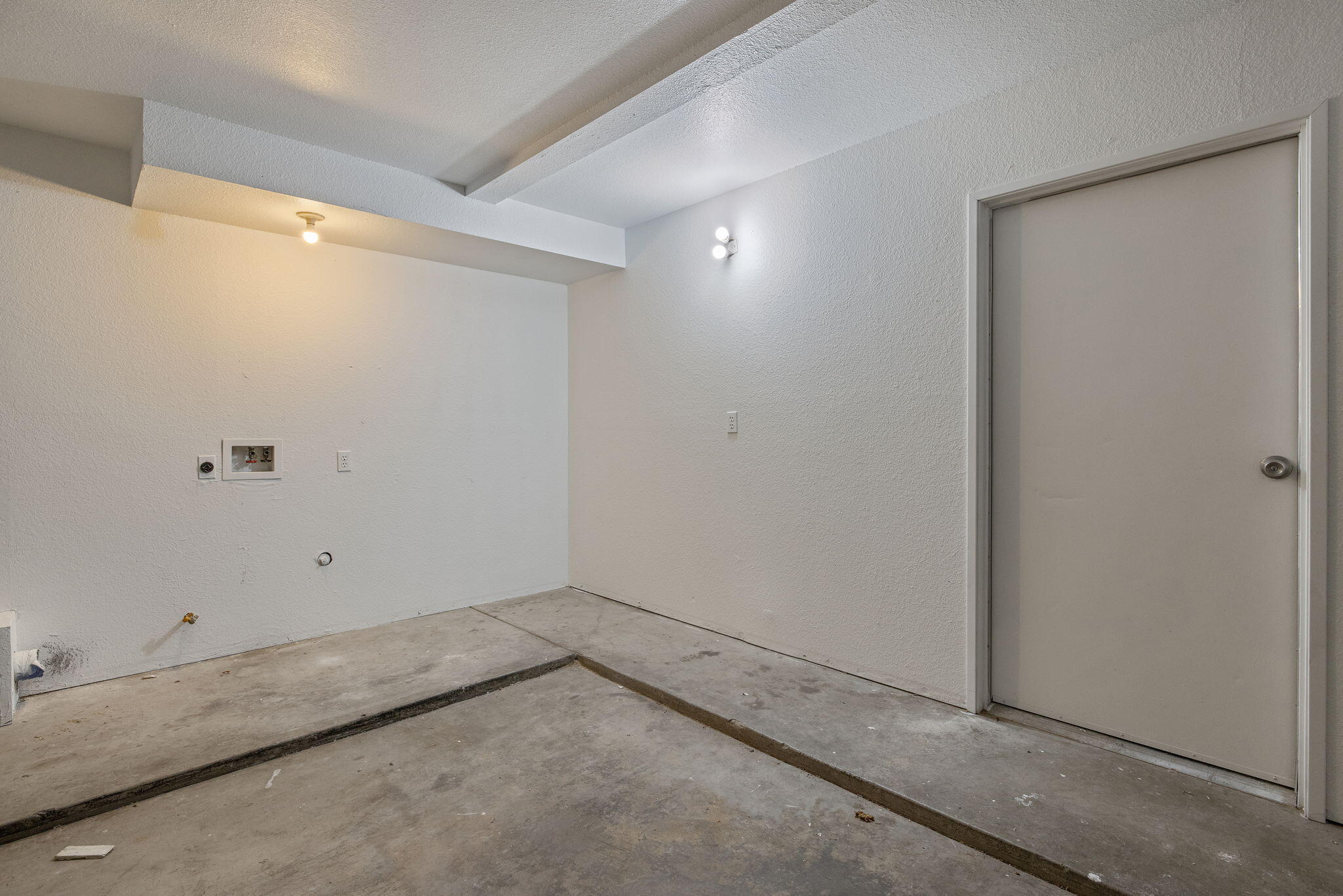 8200 Laborough Dr, Bakersfield, CA 93311