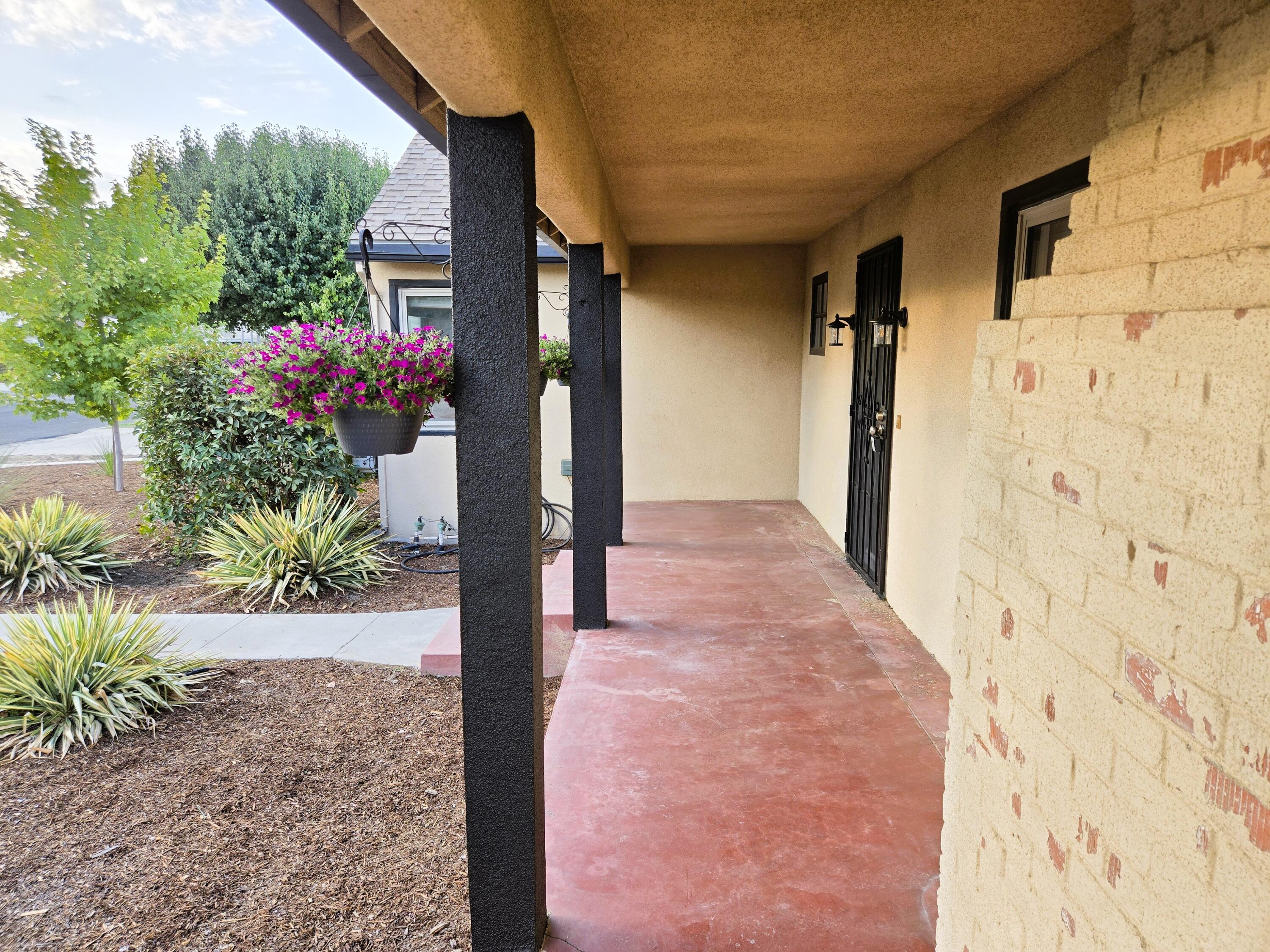 616 N M St, Tulare, CA 93274