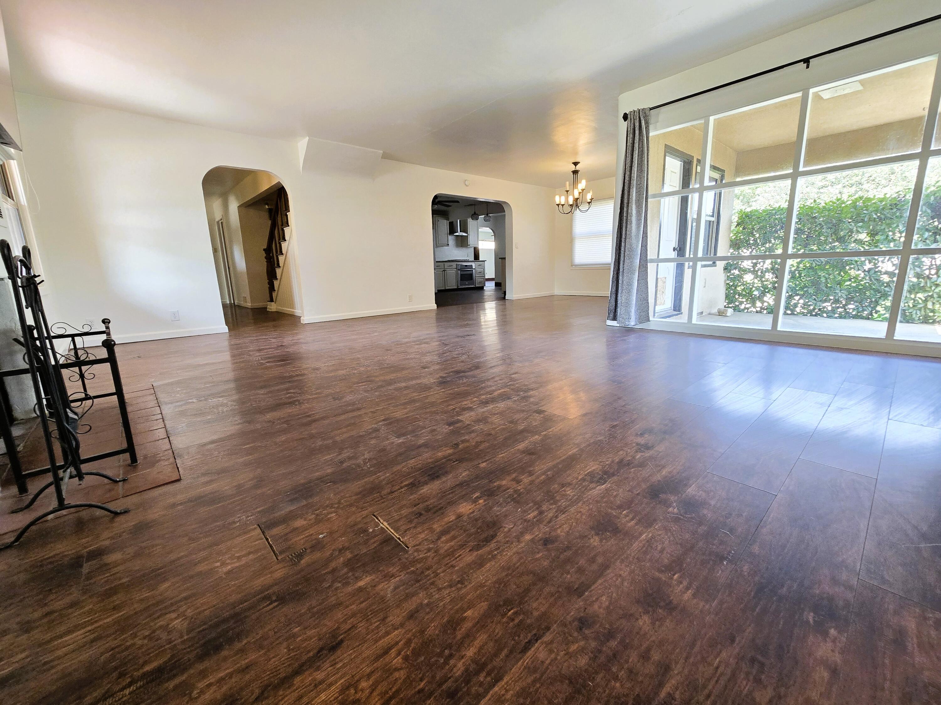 616 N M St, Tulare, CA 93274