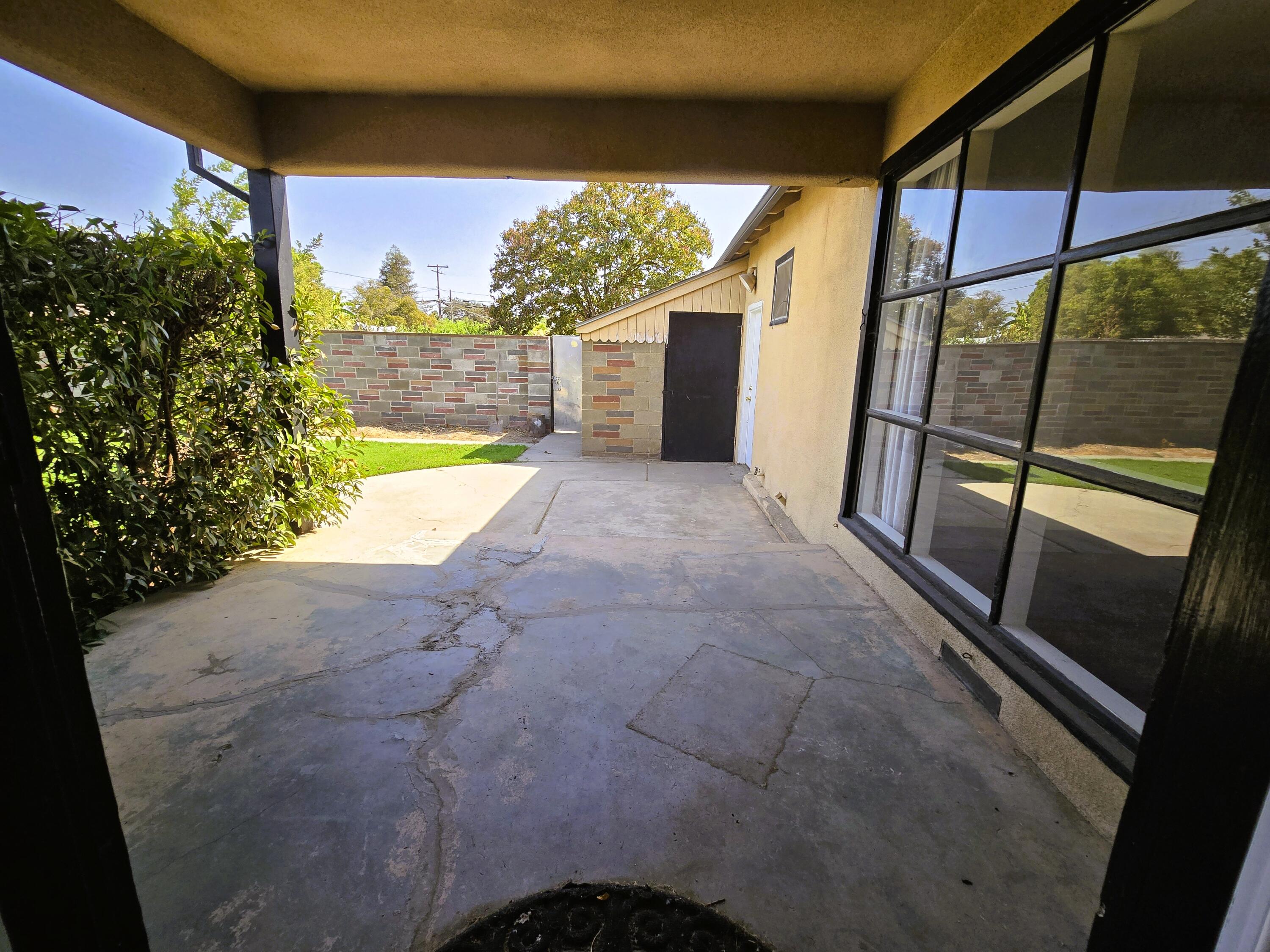 616 N M St, Tulare, CA 93274