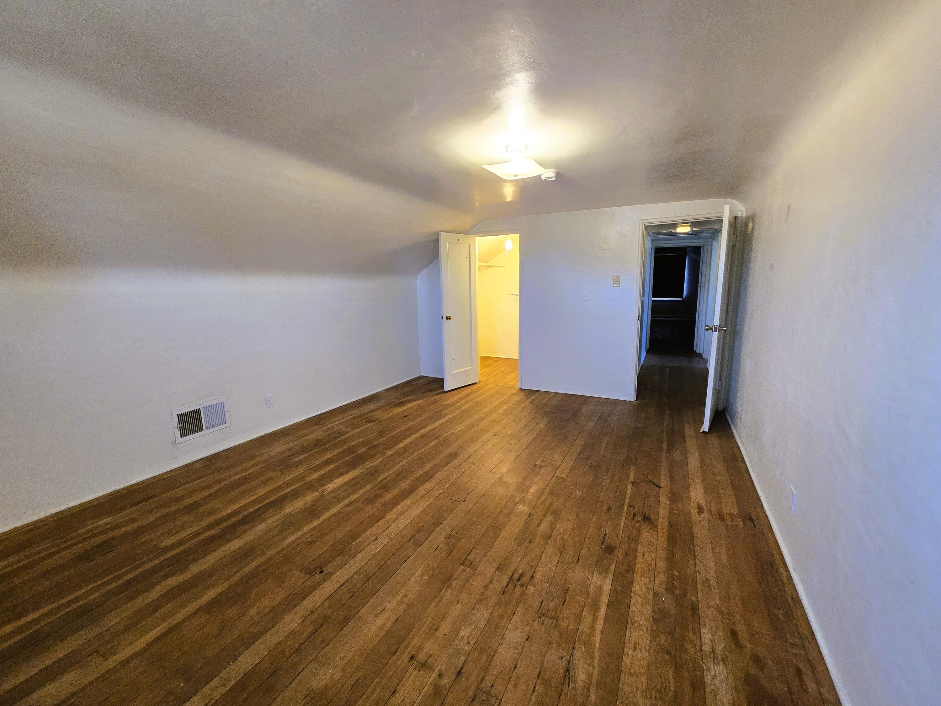 616 N M St, Tulare, CA 93274