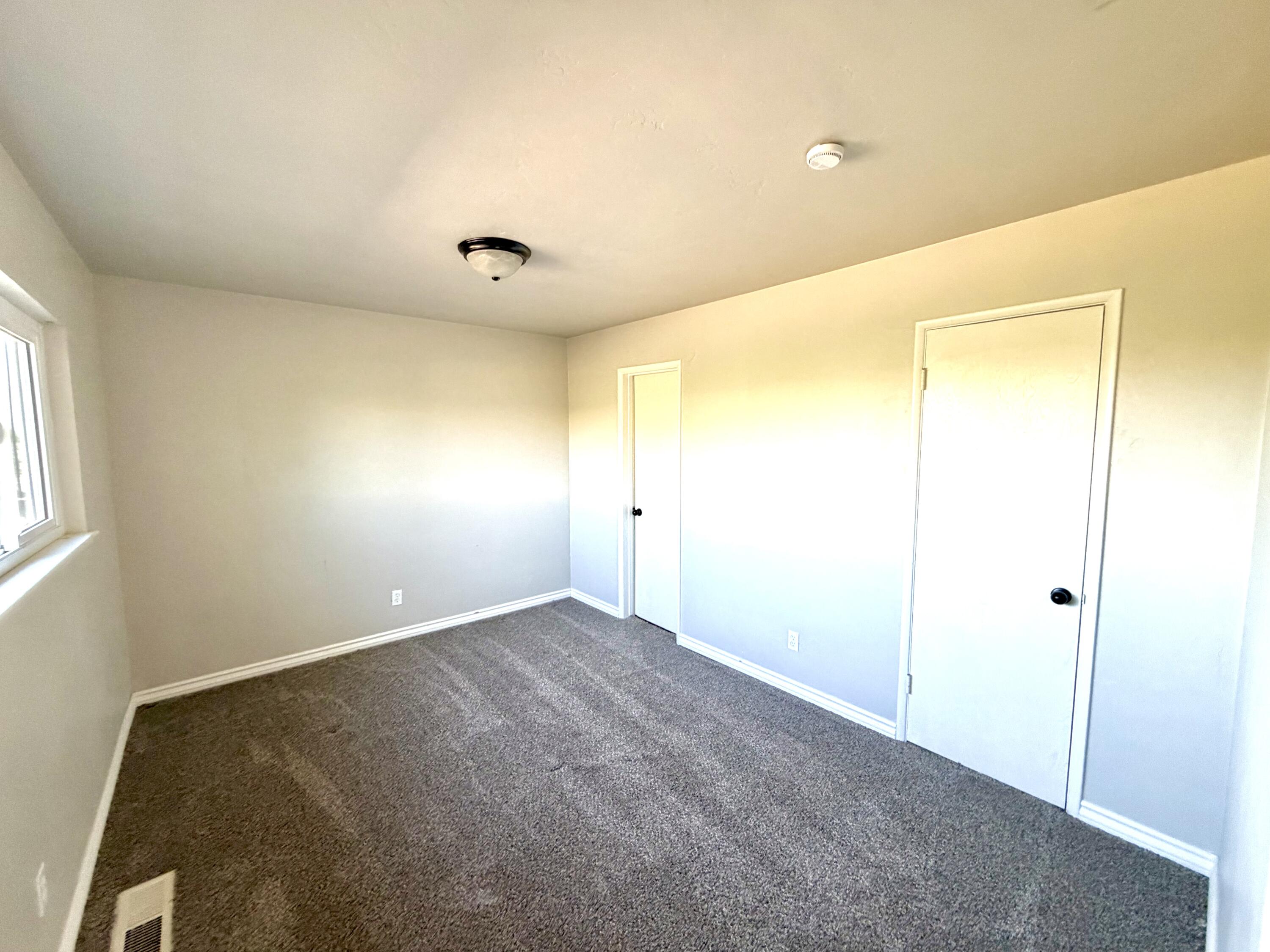 1112 N Harvard Ave, Lindsay, CA 93247