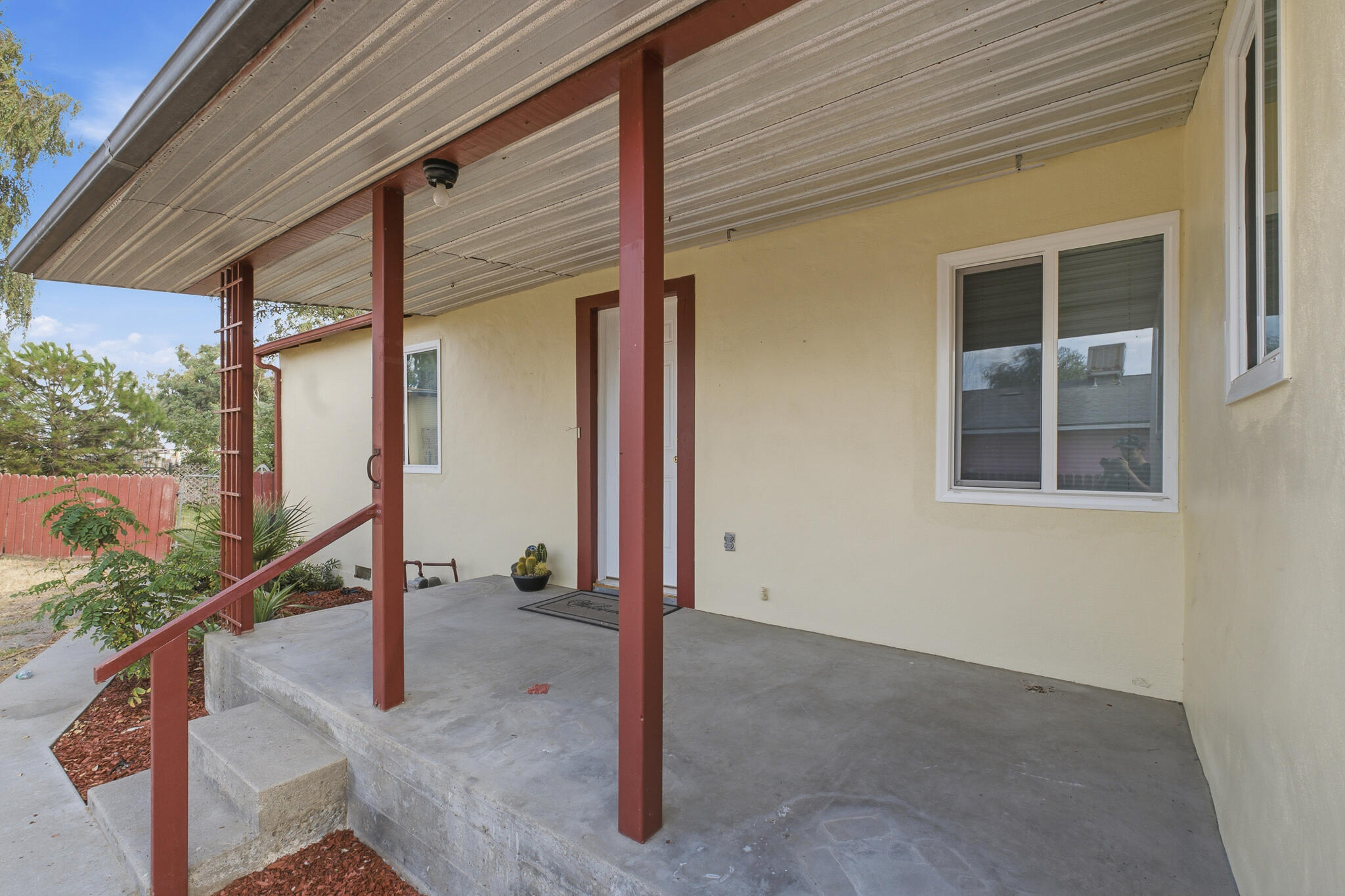 1707 7th Ave, Corcoran, CA 93212