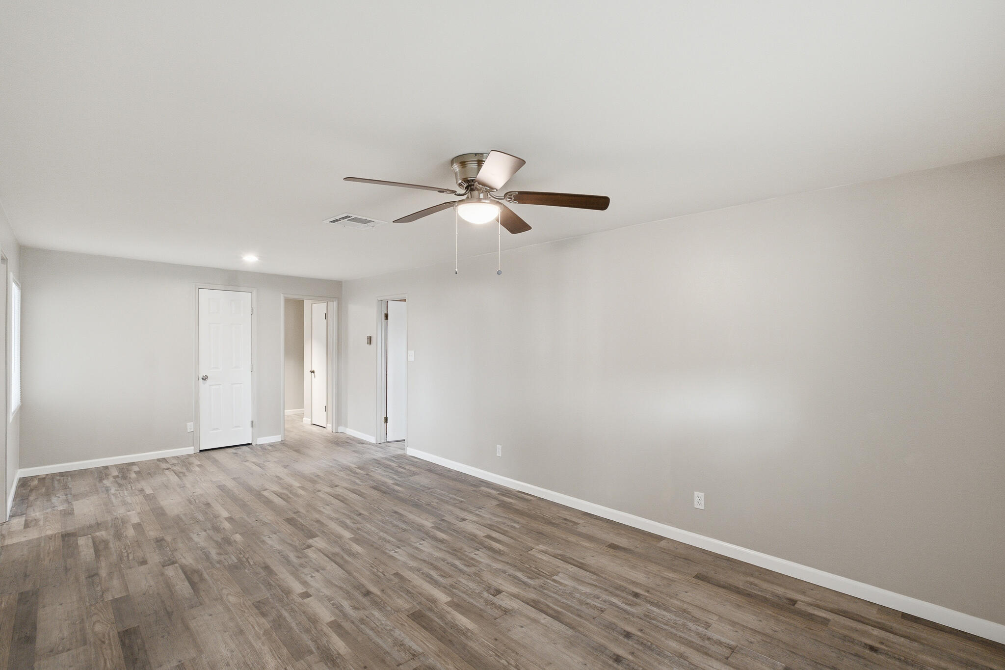 1707 7th Ave, Corcoran, CA 93212