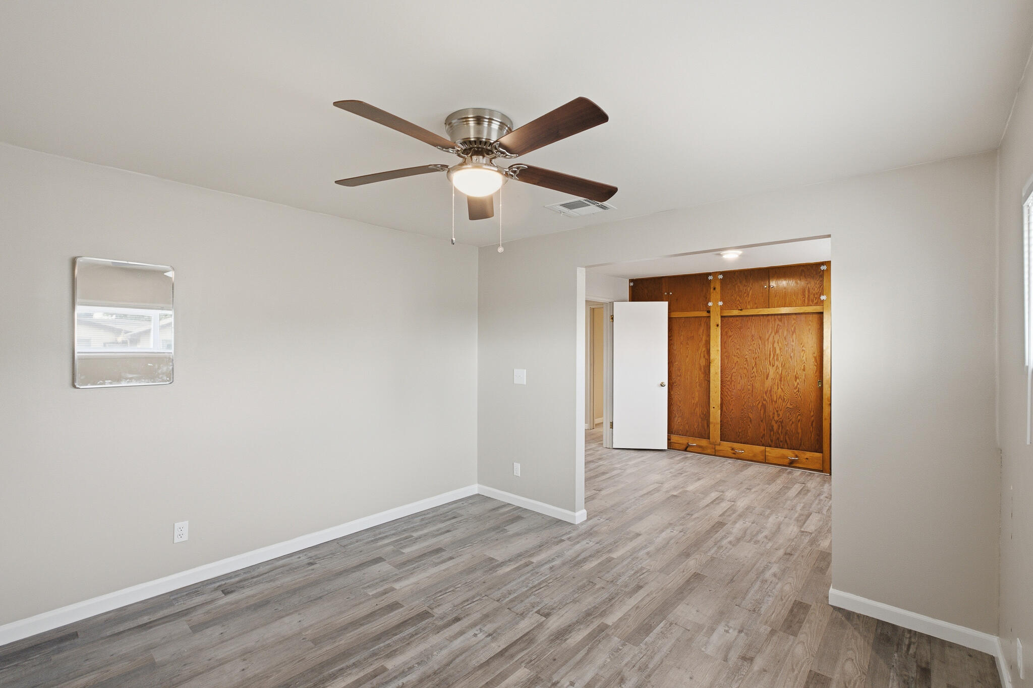 1707 7th Ave, Corcoran, CA 93212