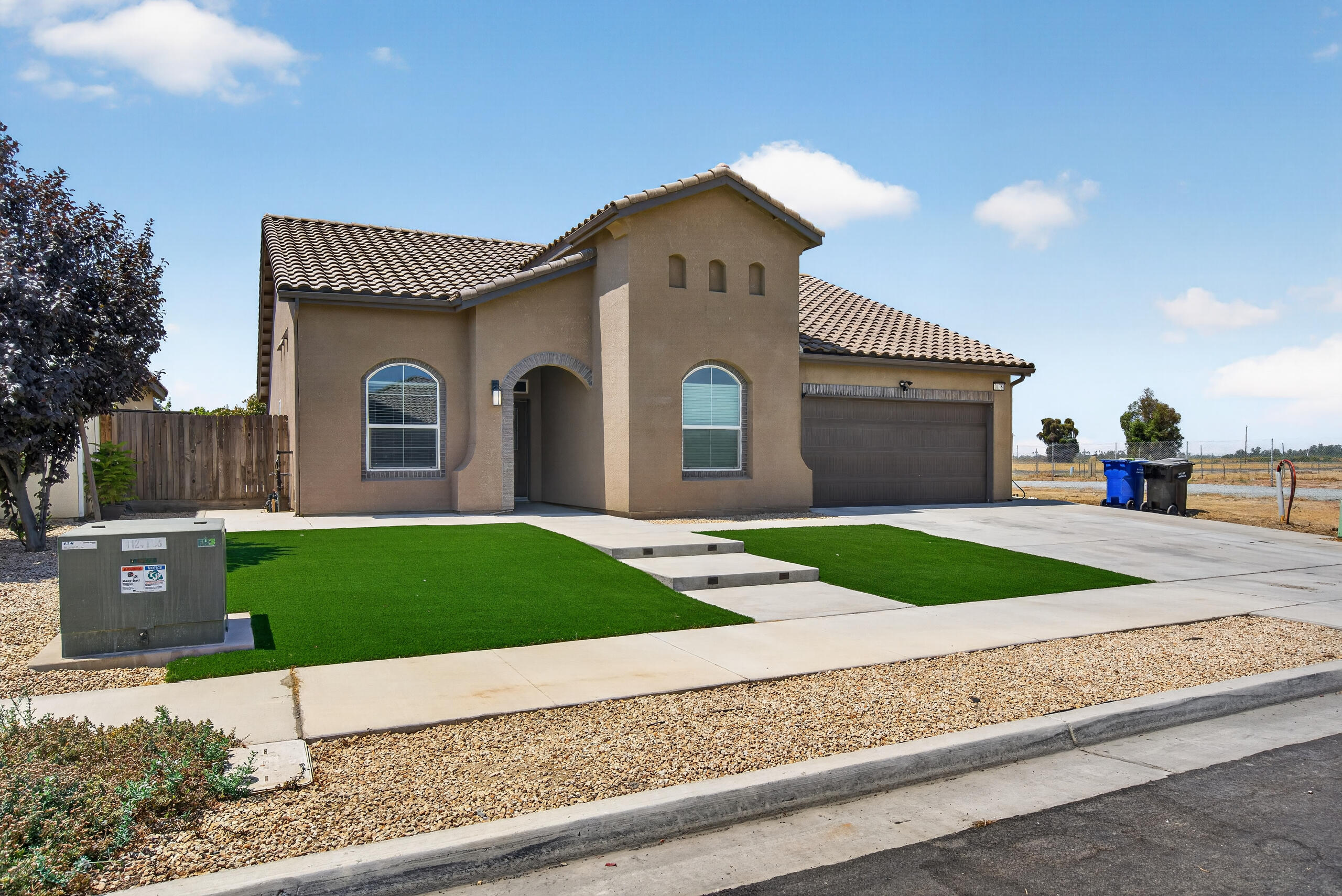 1175 Narwhal Ave, Lemoore, CA 93245