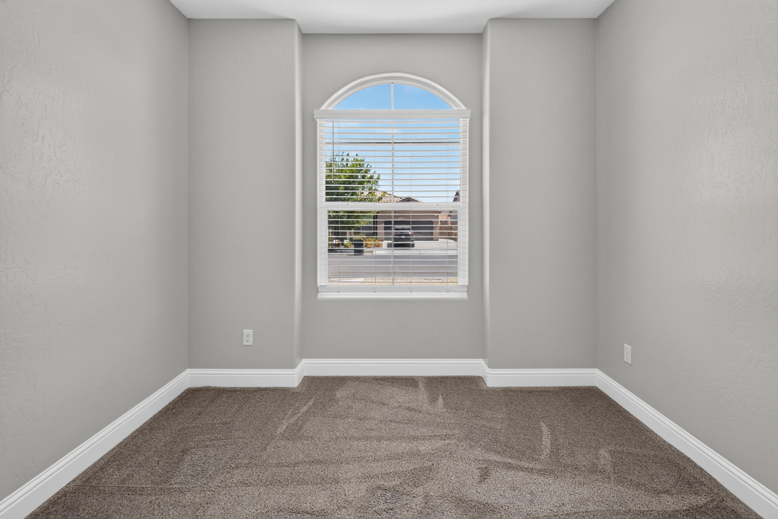 1175 Narwhal Ave, Lemoore, CA 93245