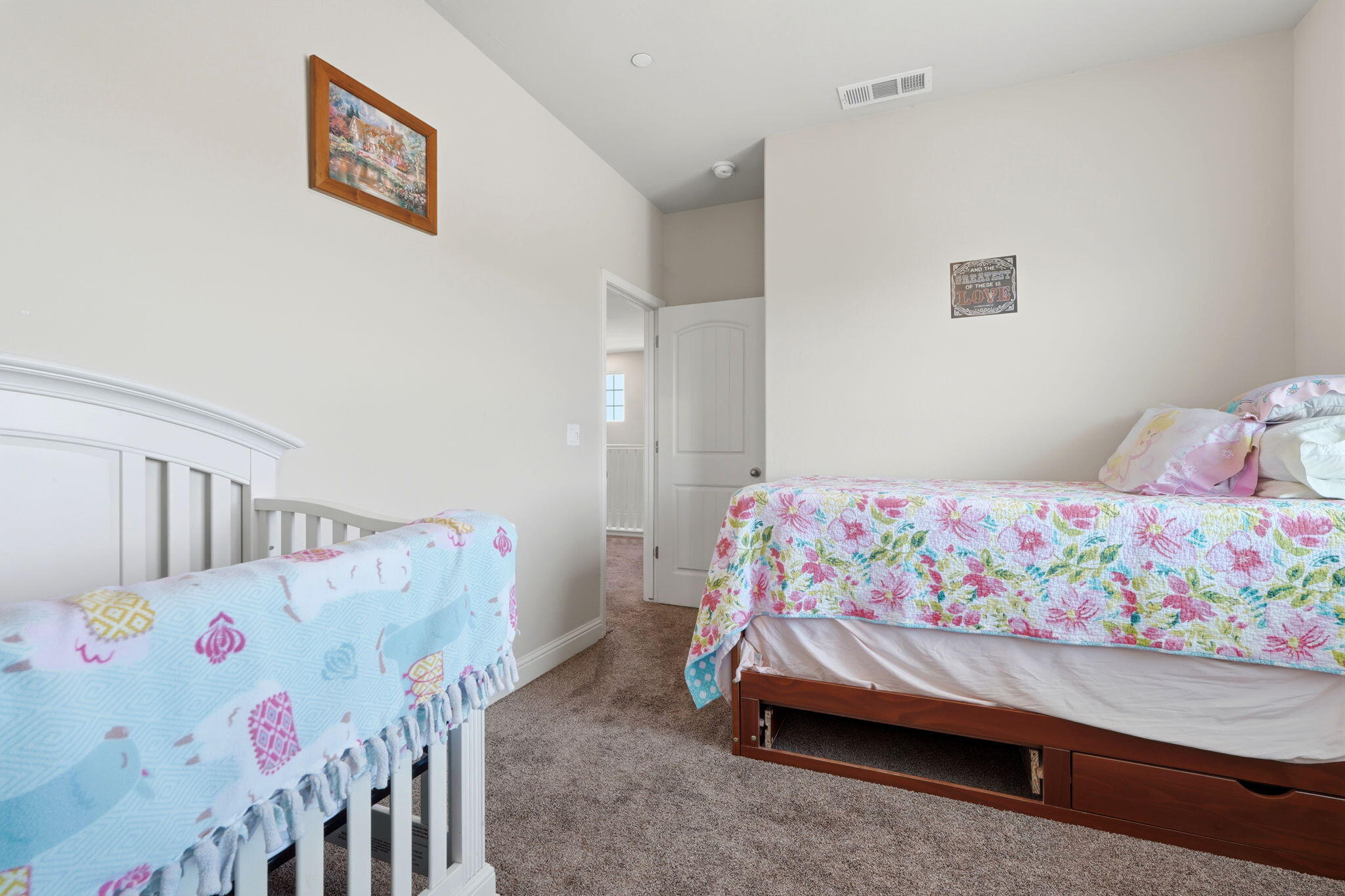2123 W Hopkins Way, Hanford, CA 93230