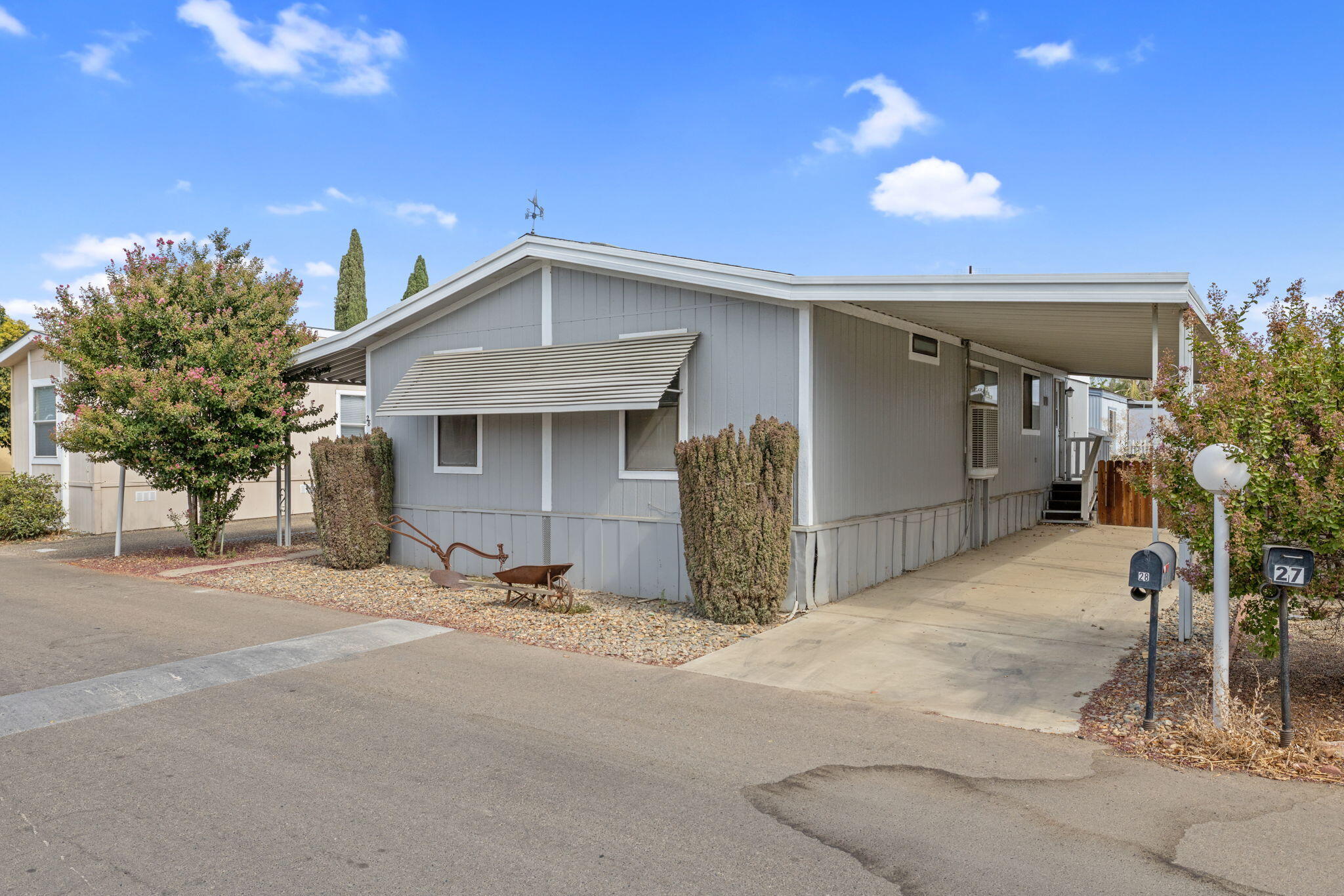415 N Akers St, Visalia, CA 93291