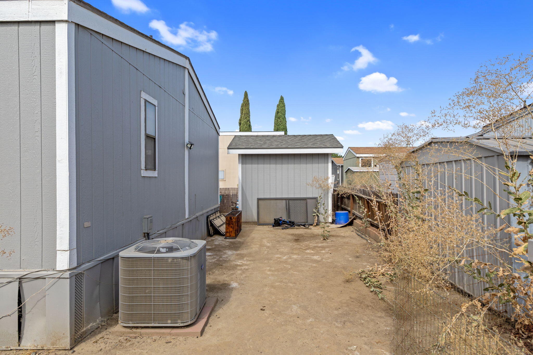415 N Akers St, Visalia, CA 93291