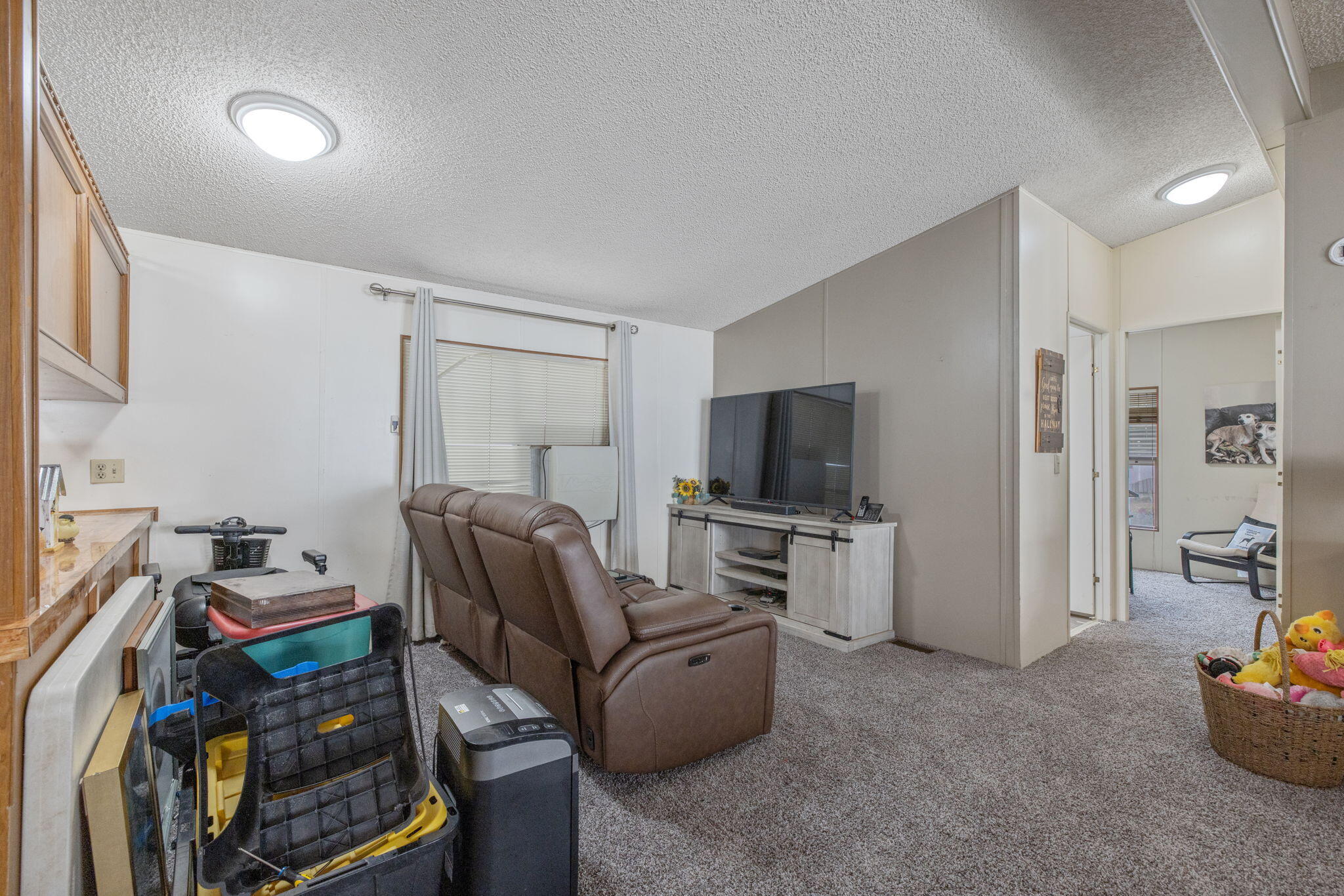 415 N Akers St, Visalia, CA 93291