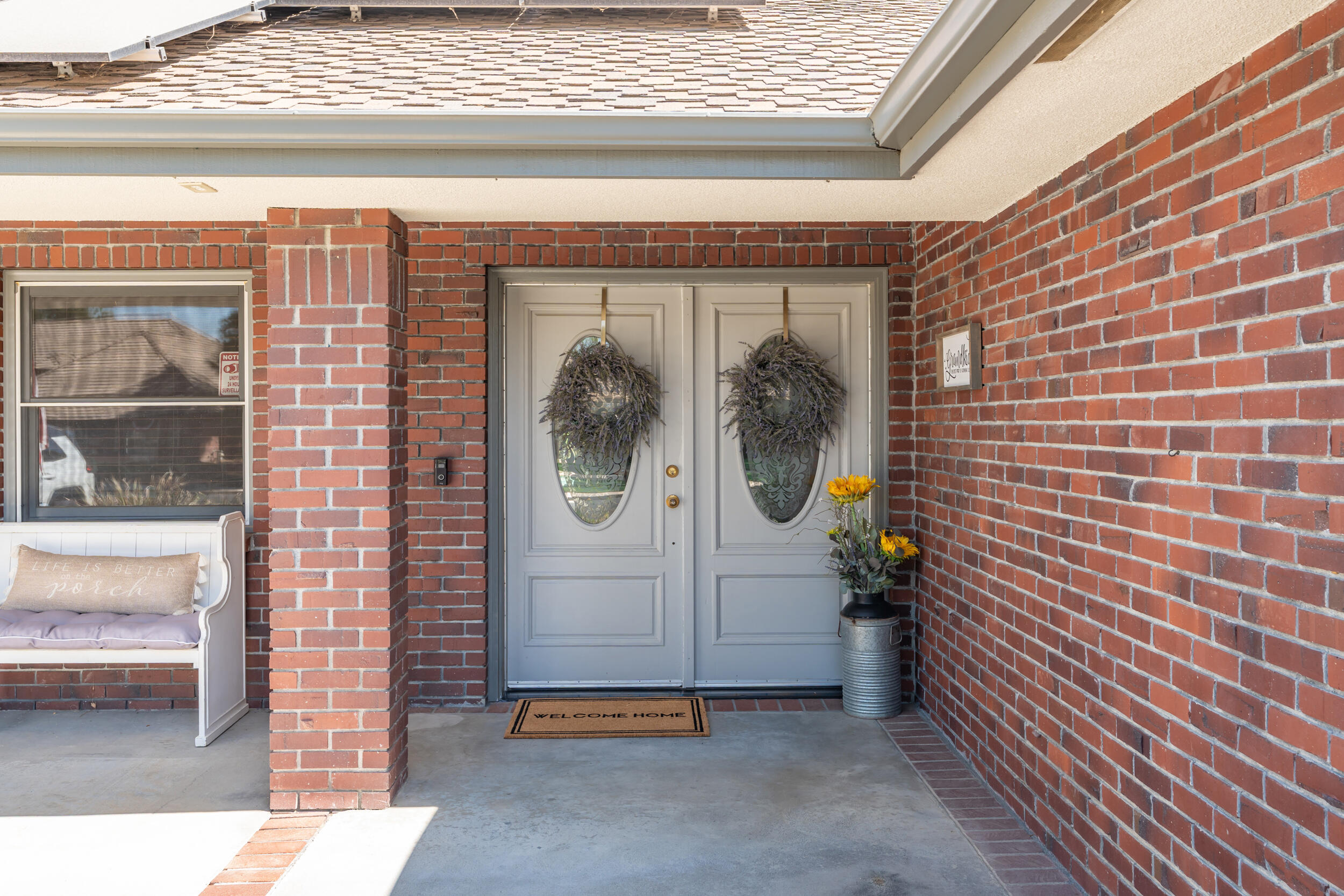 102 W Solar Dr, Hanford, CA 93230