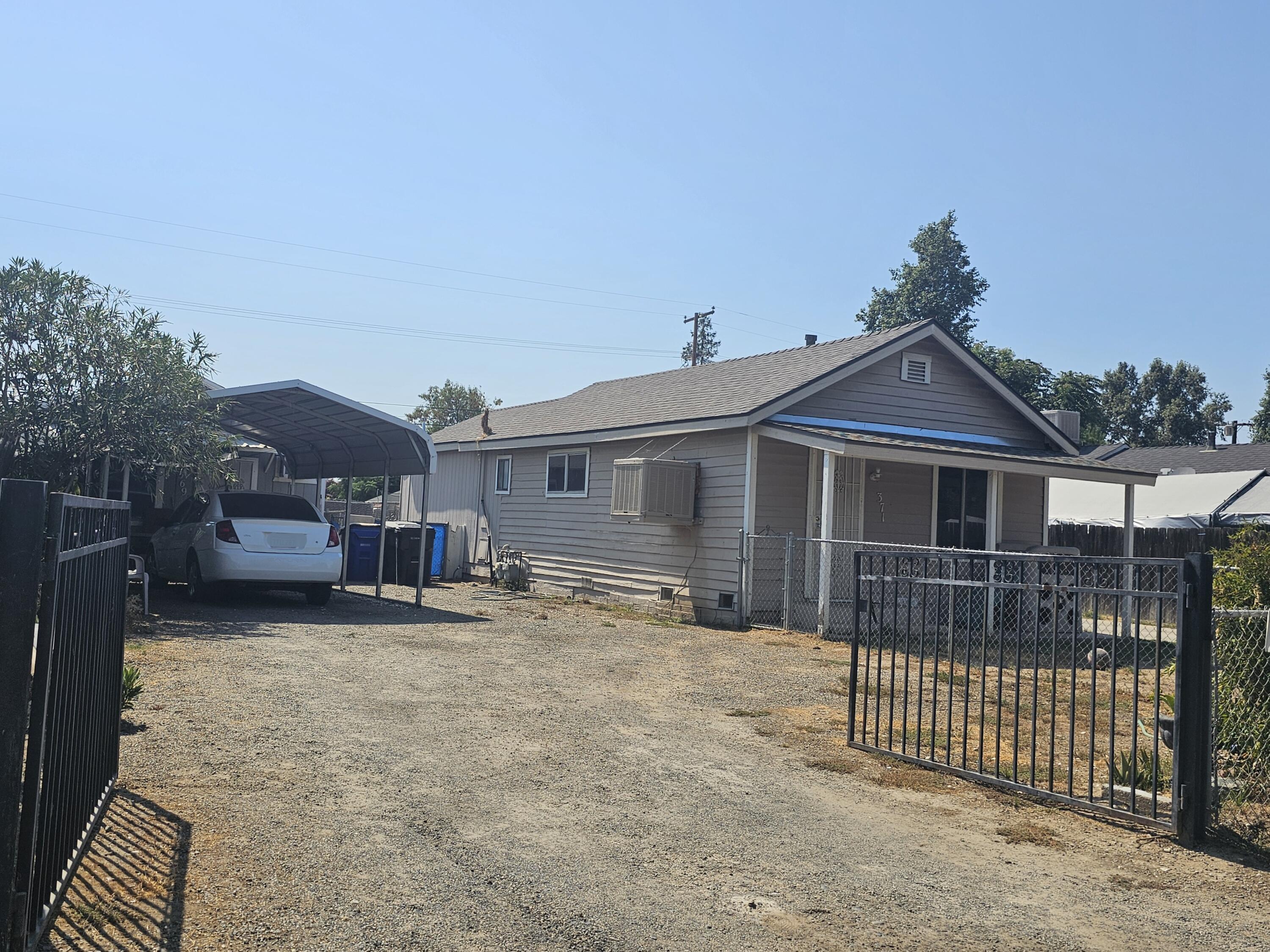 371 N Westside St, Porterville, CA 93257
