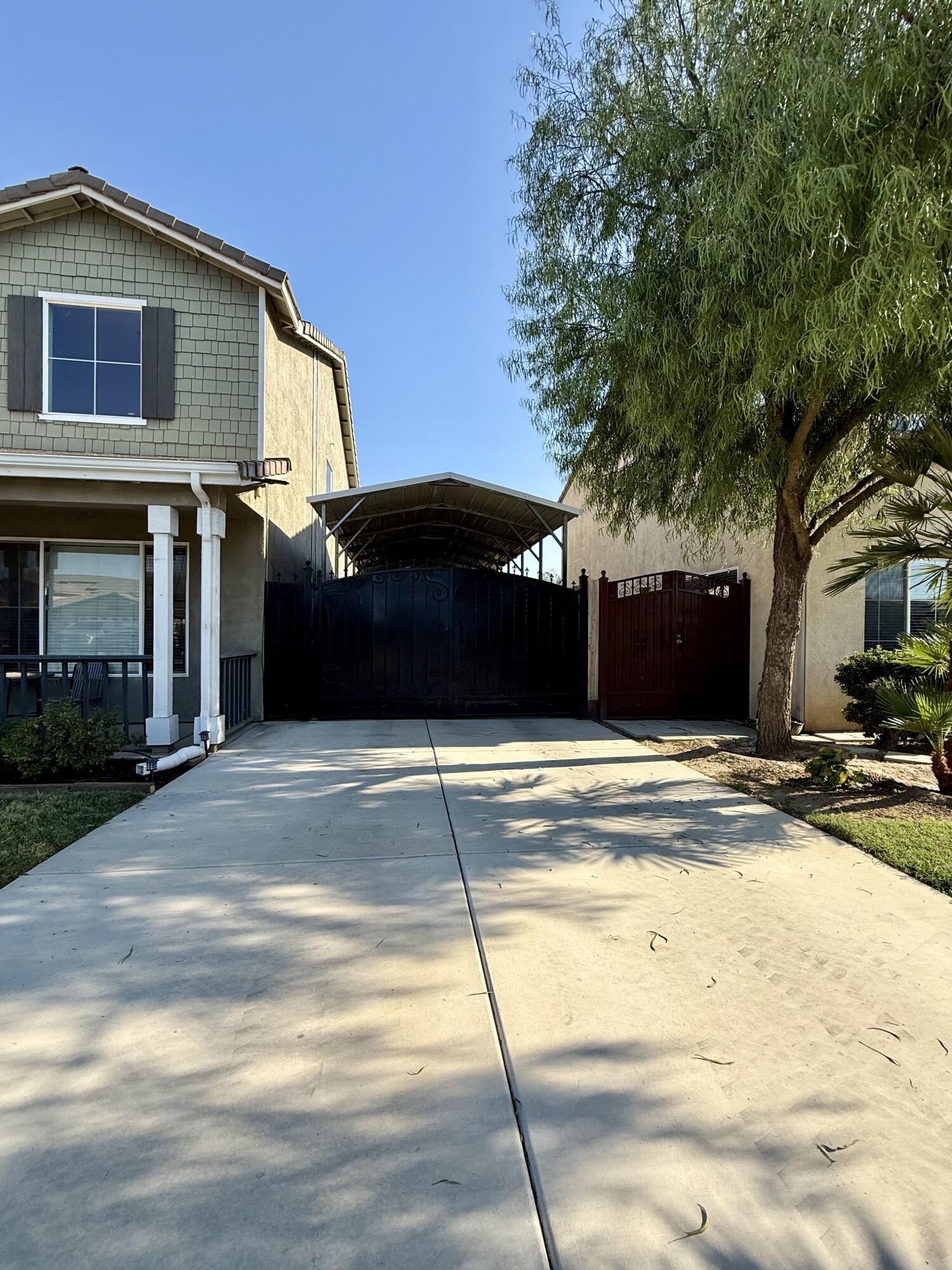 4317 E Cambridge Ave, Visalia, CA 93292
