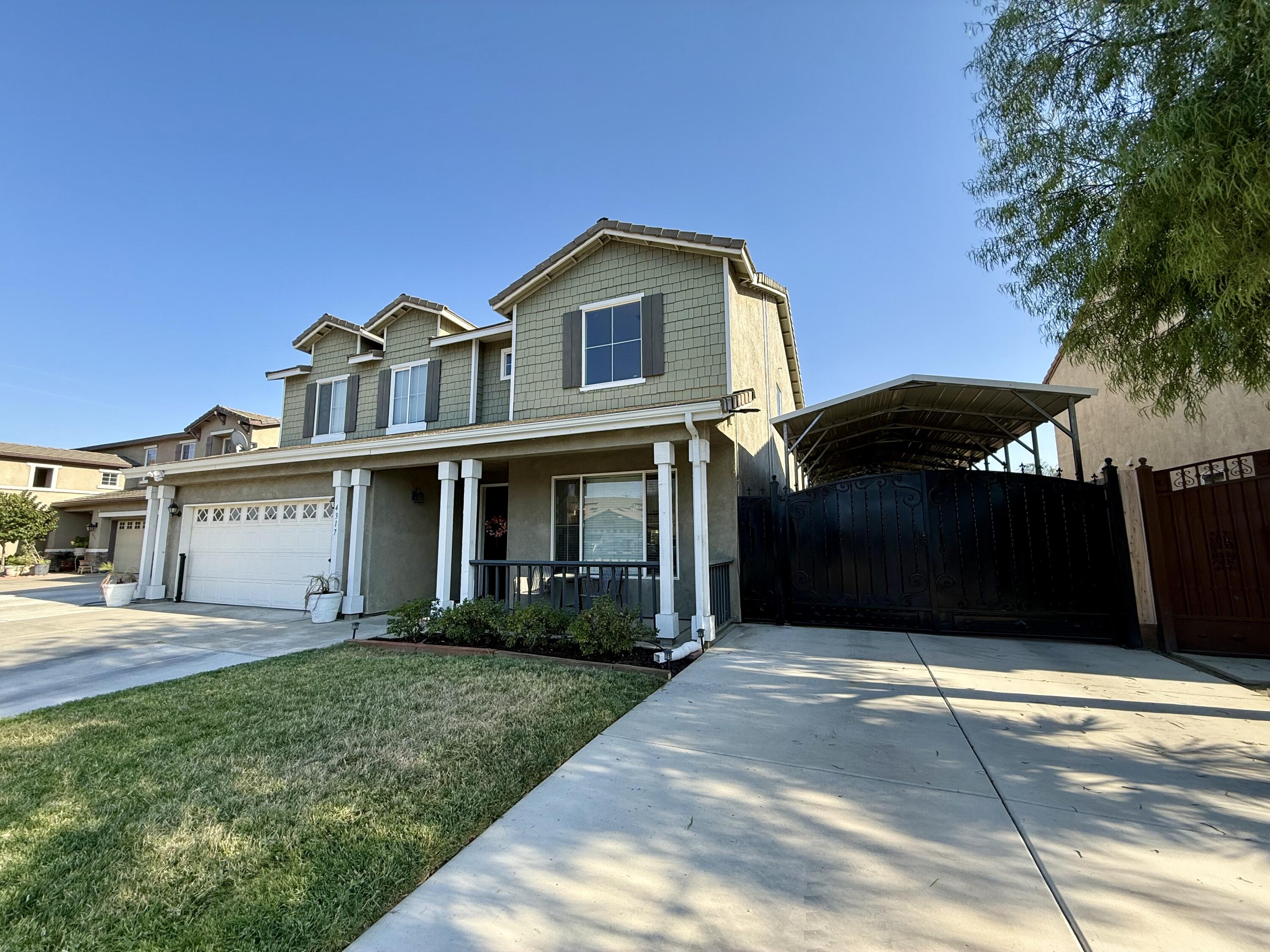 4317 E Cambridge Ave, Visalia, CA 93292