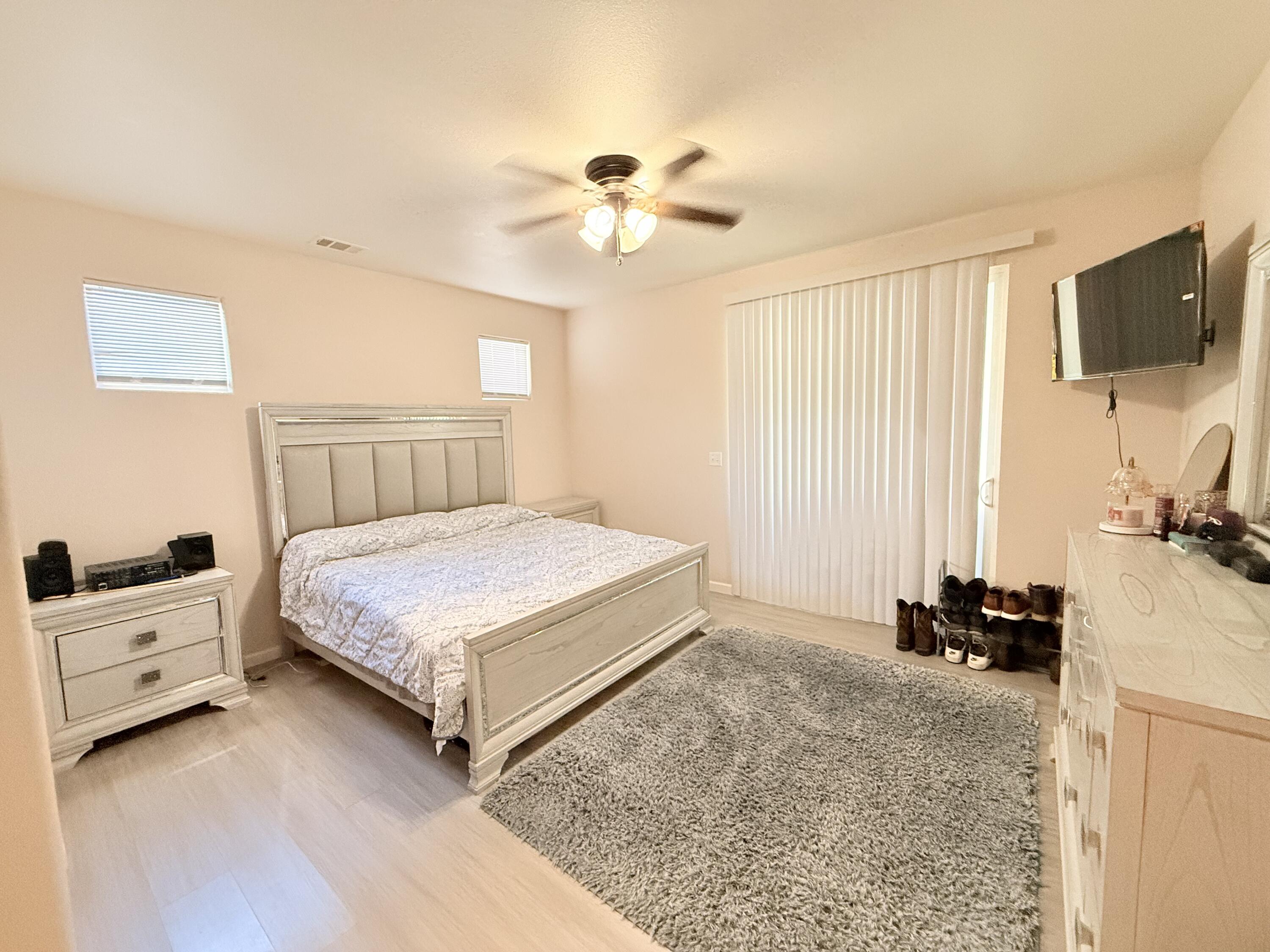 4317 E Cambridge Ave, Visalia, CA 93292